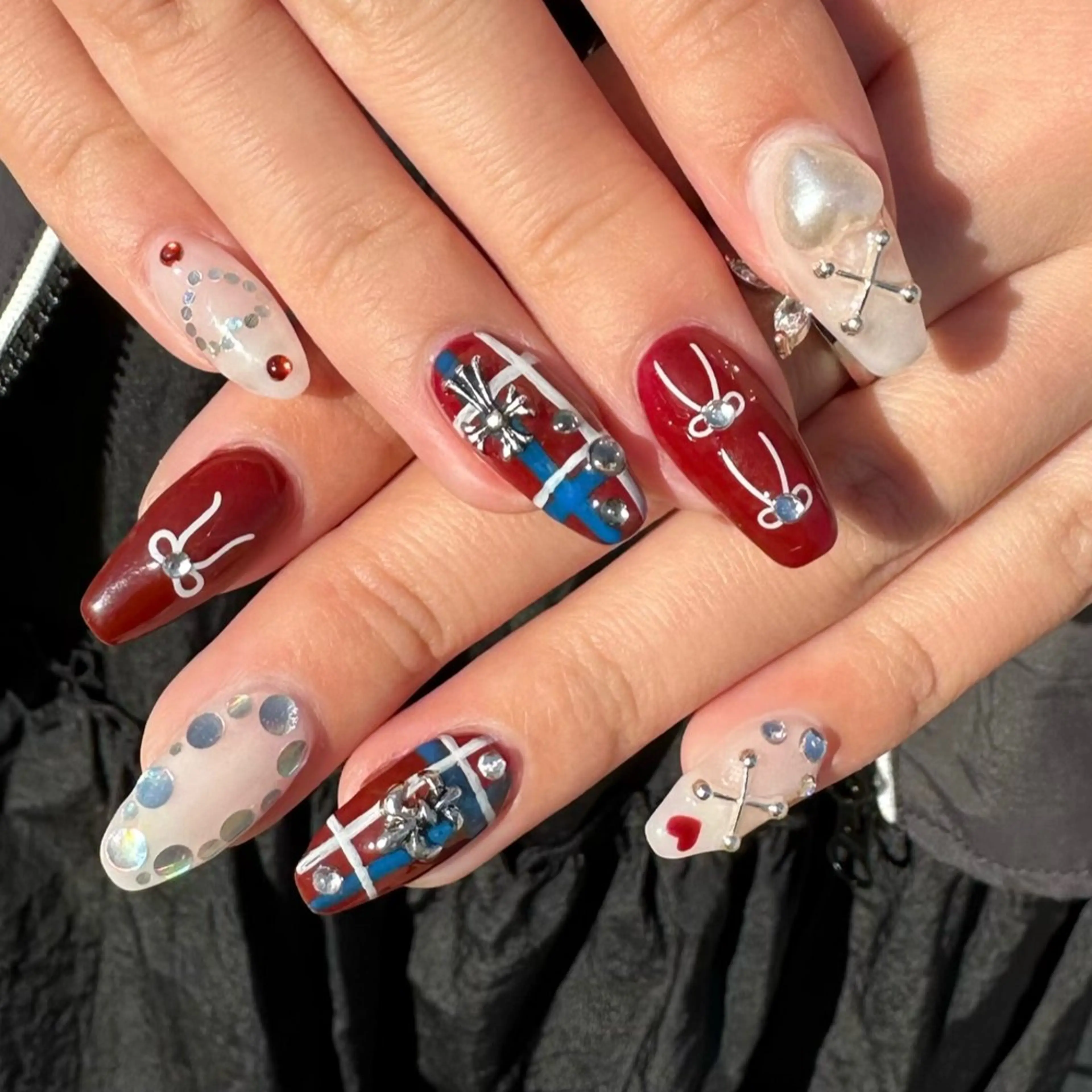 ネイル ボルドー Ray nail natsu🎀のネイルデザイン