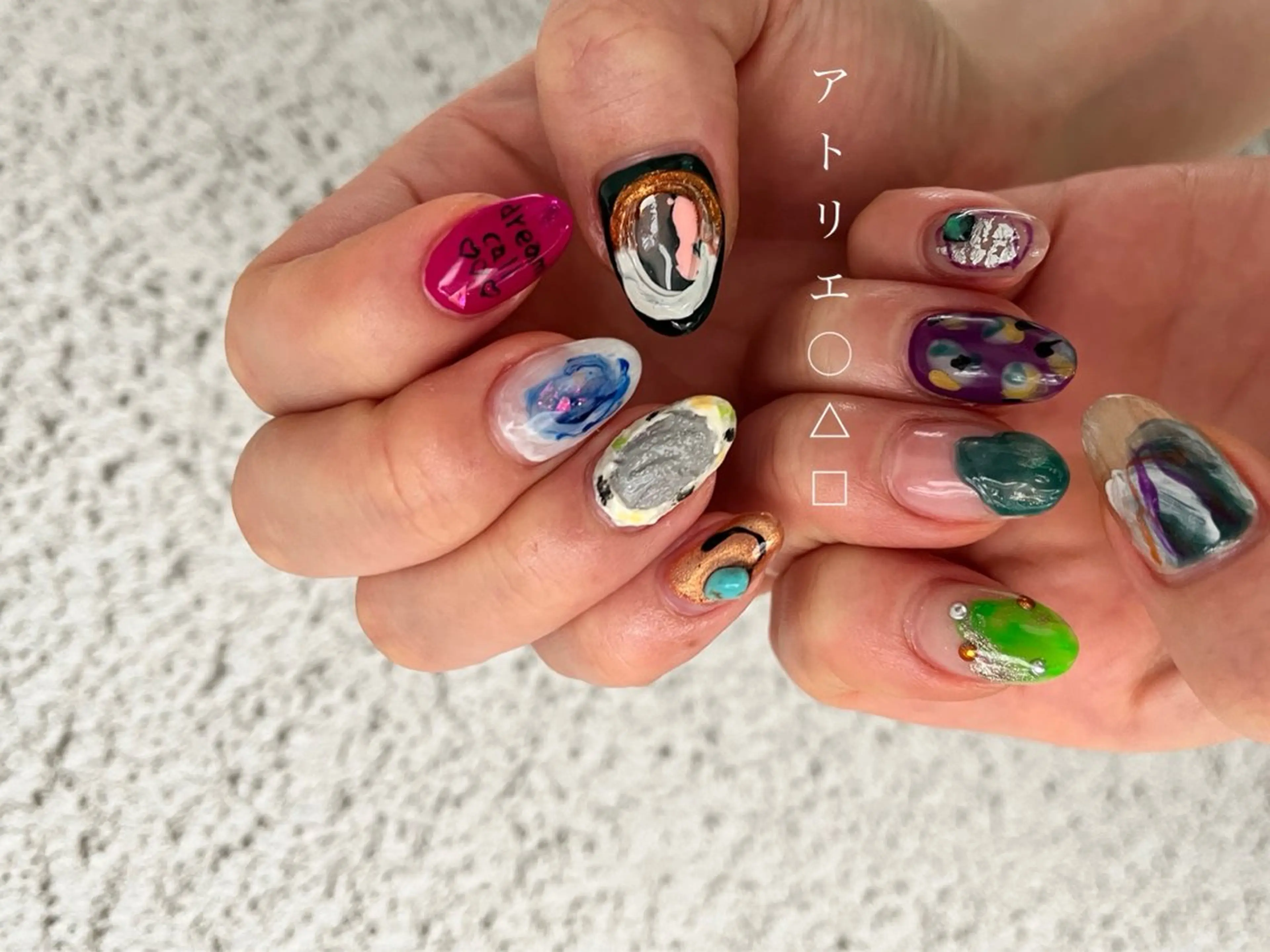 ネイル ハンドネイル アトリエ ○△□のネイルデザイン