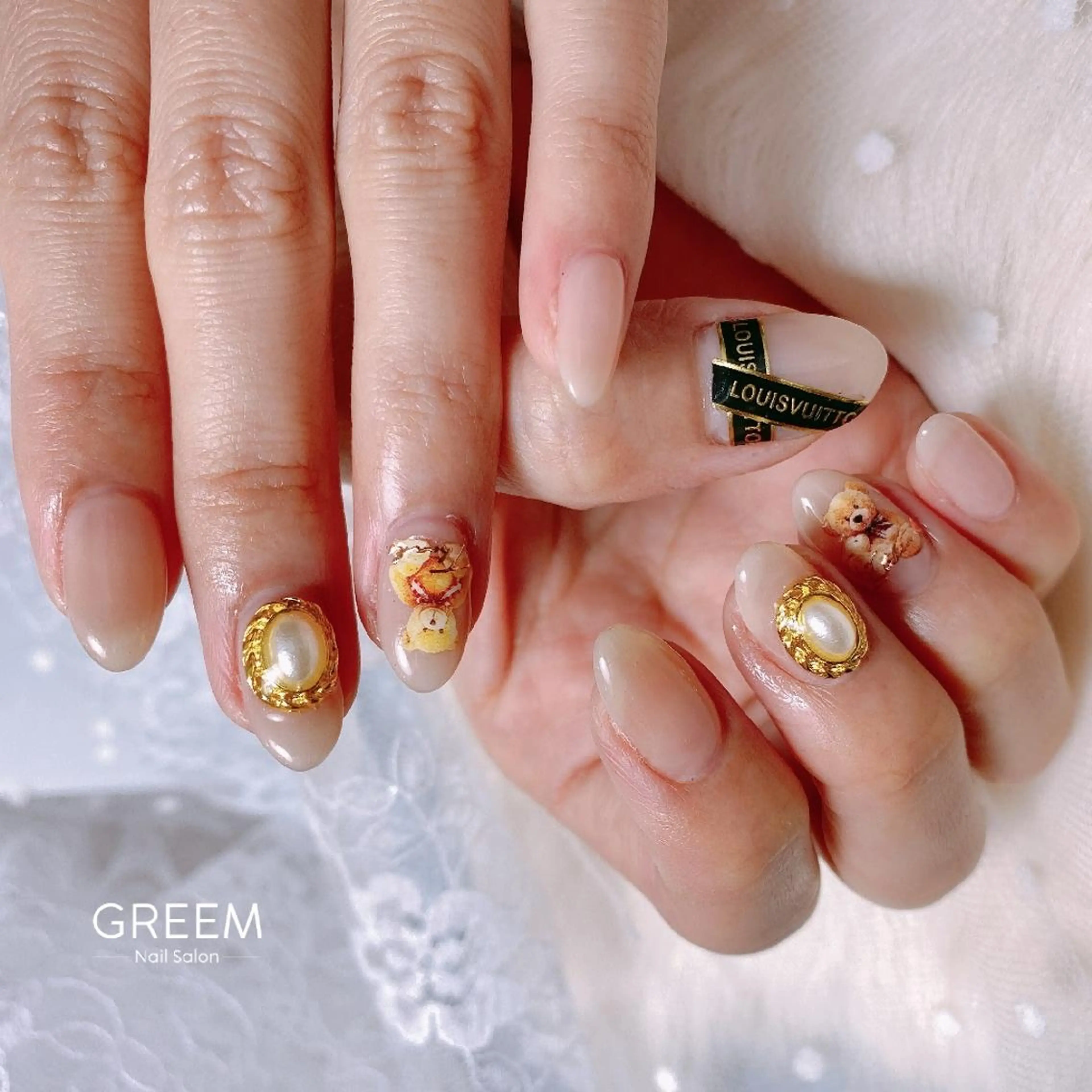 ネイル ジェルネイル マグネットネイル パラジェル 冬ネイル クリスマス ハンドネイル GREEM グリームのネイルデザイン