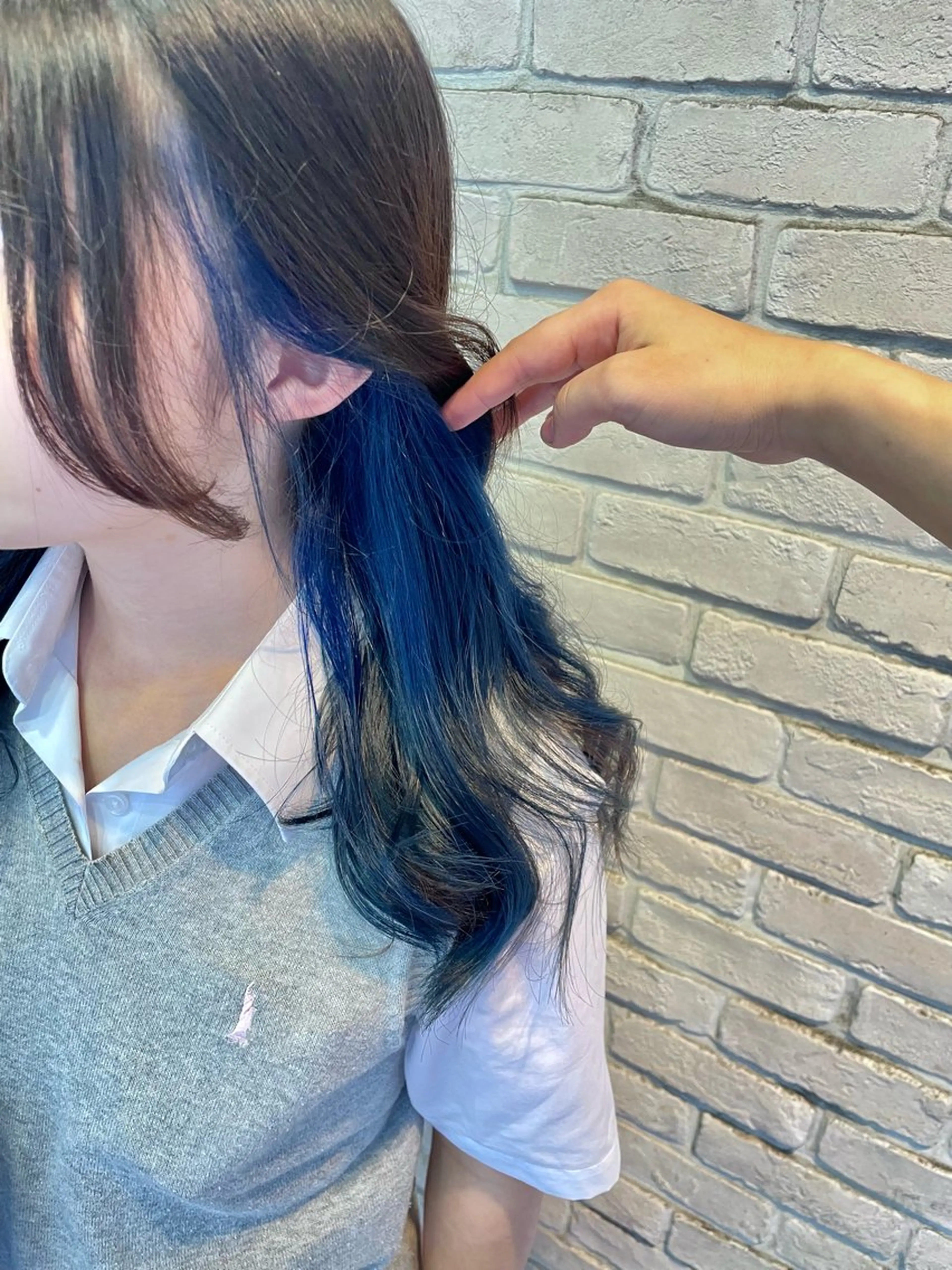 ミディアム カラー お団子ヘア インナーカラー ヘアカラー 横浜パーマ🌐 暖色カラー🍒もえかのヘアスタイル