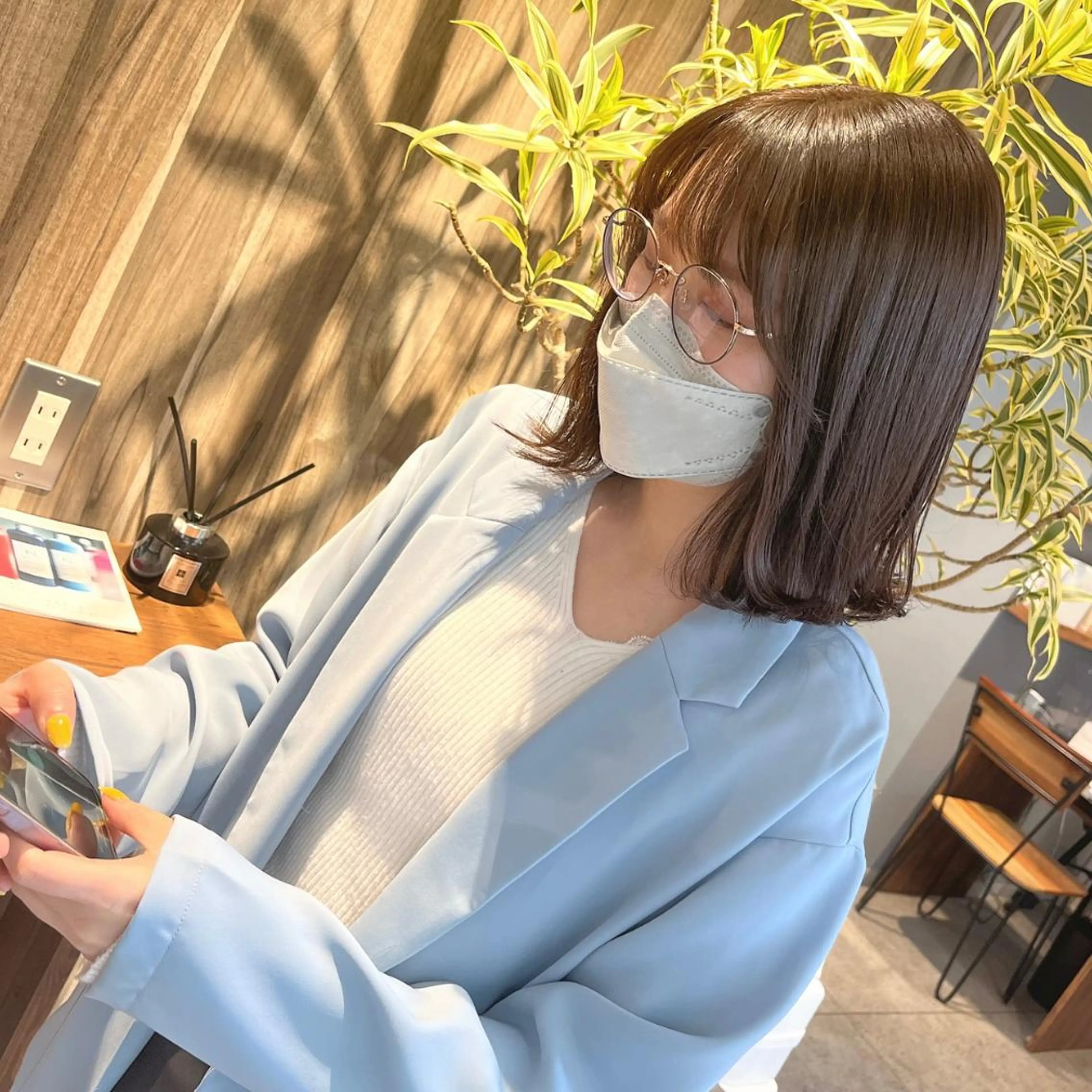 ミディアム カラー アッシュ アッシュブラウン ブラウンカラー charer eye salon所属・マブチ キサラのマツエク・マツパデザイン