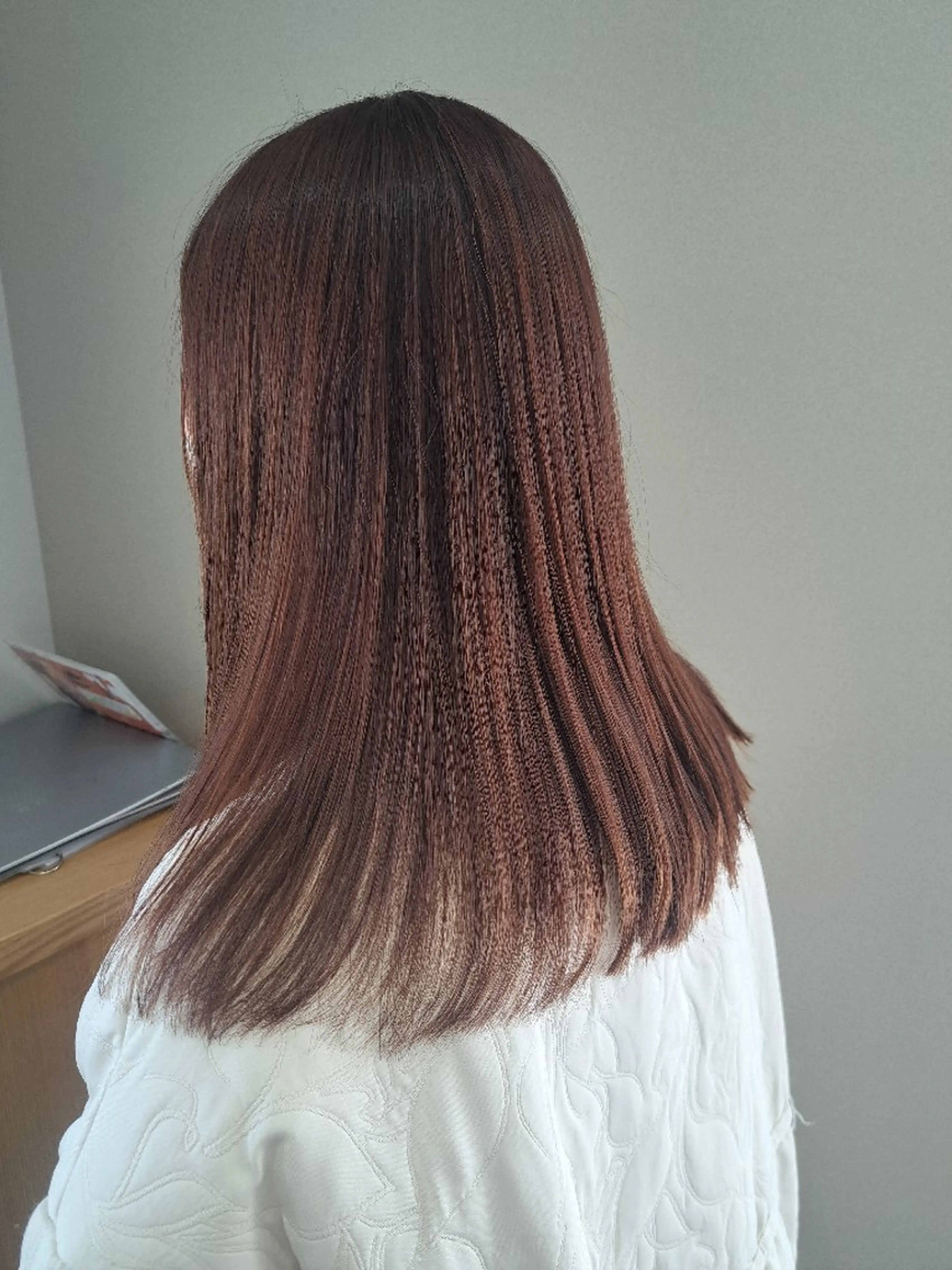 セミロング カラー ブラウンカラー ヘアカラー 徳永 小想のヘアスタイル