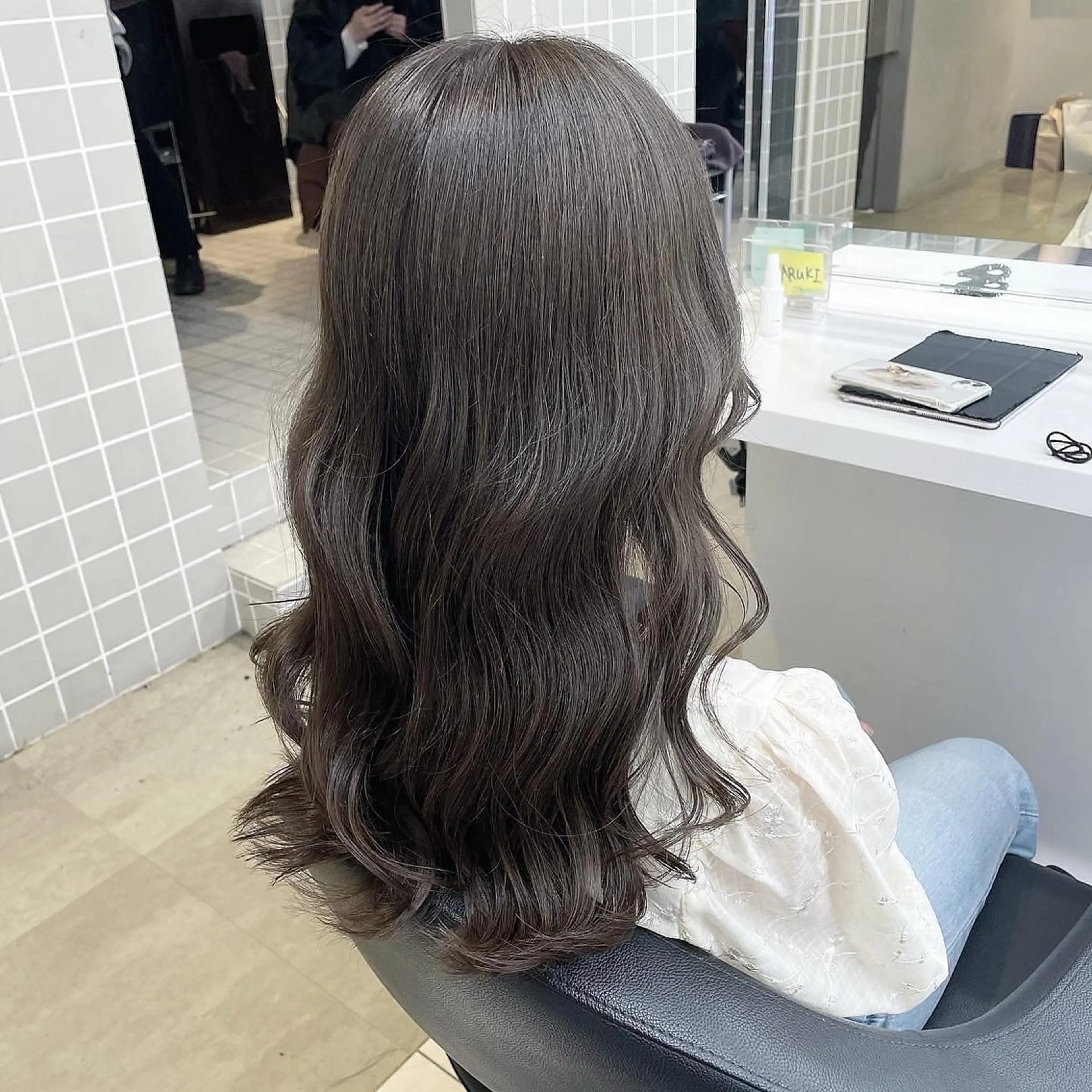 ロング カラー パーマ ヘアアレンジ メンズ キッズ 🦋透明感グレージュ /韓国レイヤー🦋のヘアスタイル