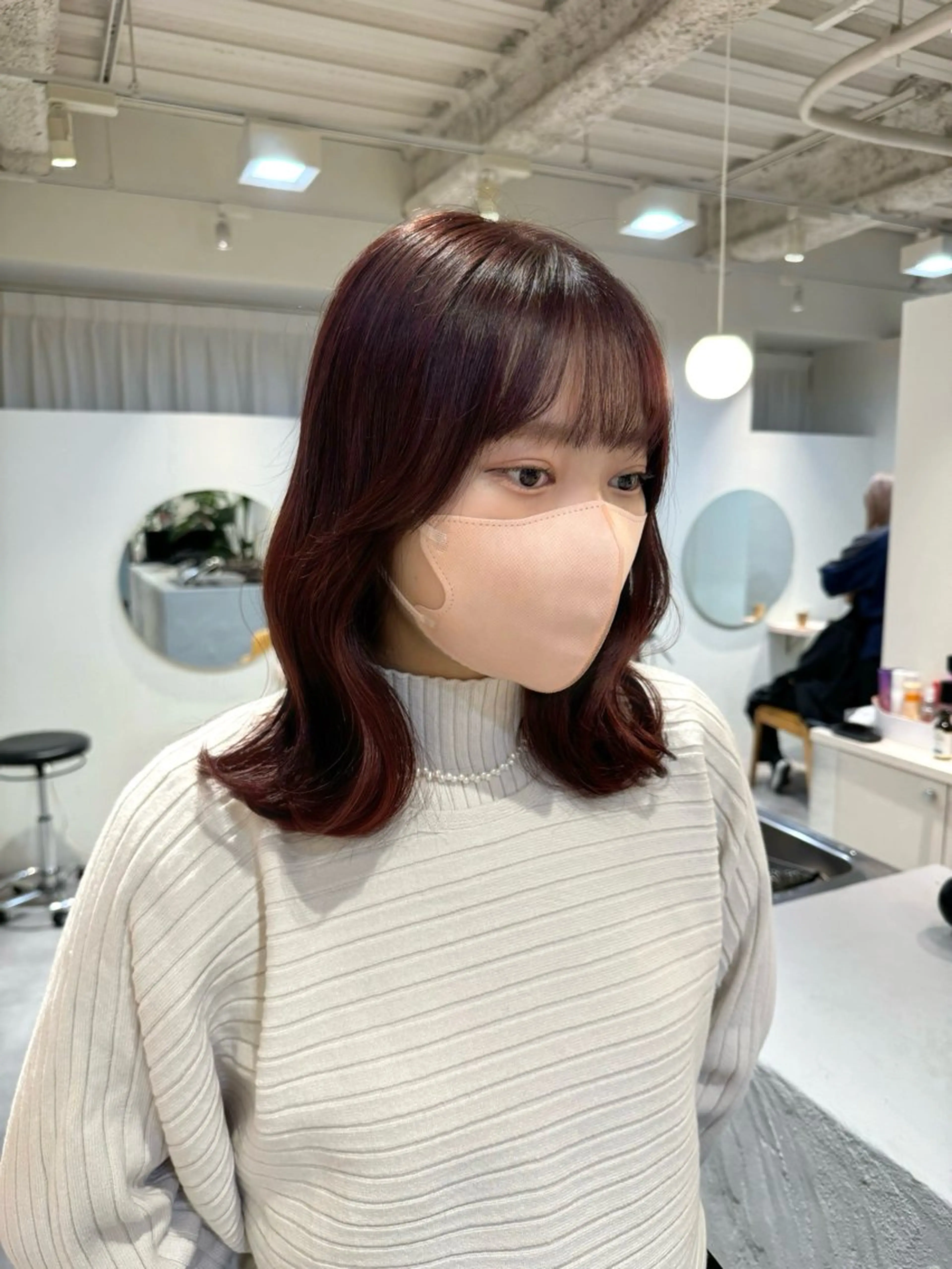 ミディアム カラー ブリーチ ブリーチなしカラー レッドカラー ayaka♡ 柔らかカラーのヘアスタイル