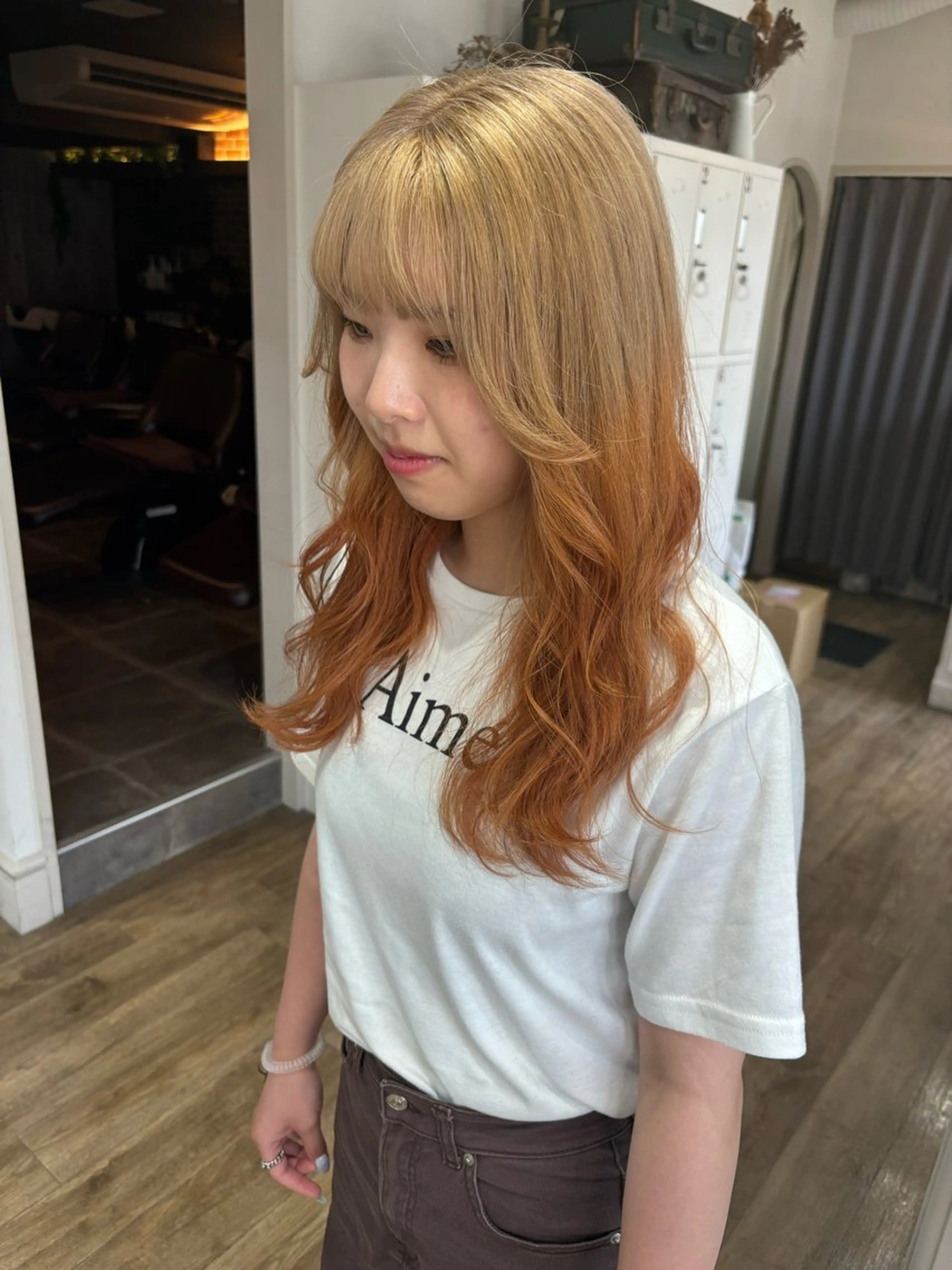 ロング カラー ベージュカラー ブリーチ ブラウンカラー ハイトーンカラー イルミナカラー Risa🐈‍⬛/ グレージュ/透明感のヘアスタイル