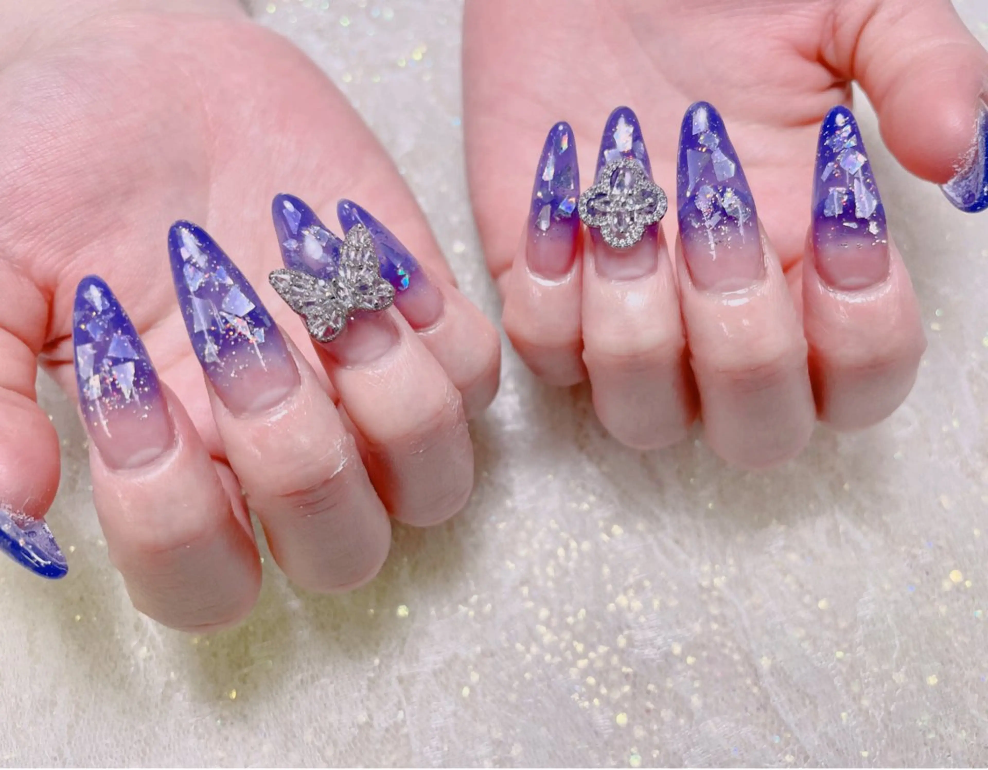 ネイル キラキラネイル ロングネイル ワンホンネイル ゆりか ジョアアンジェ福島のネイルデザイン