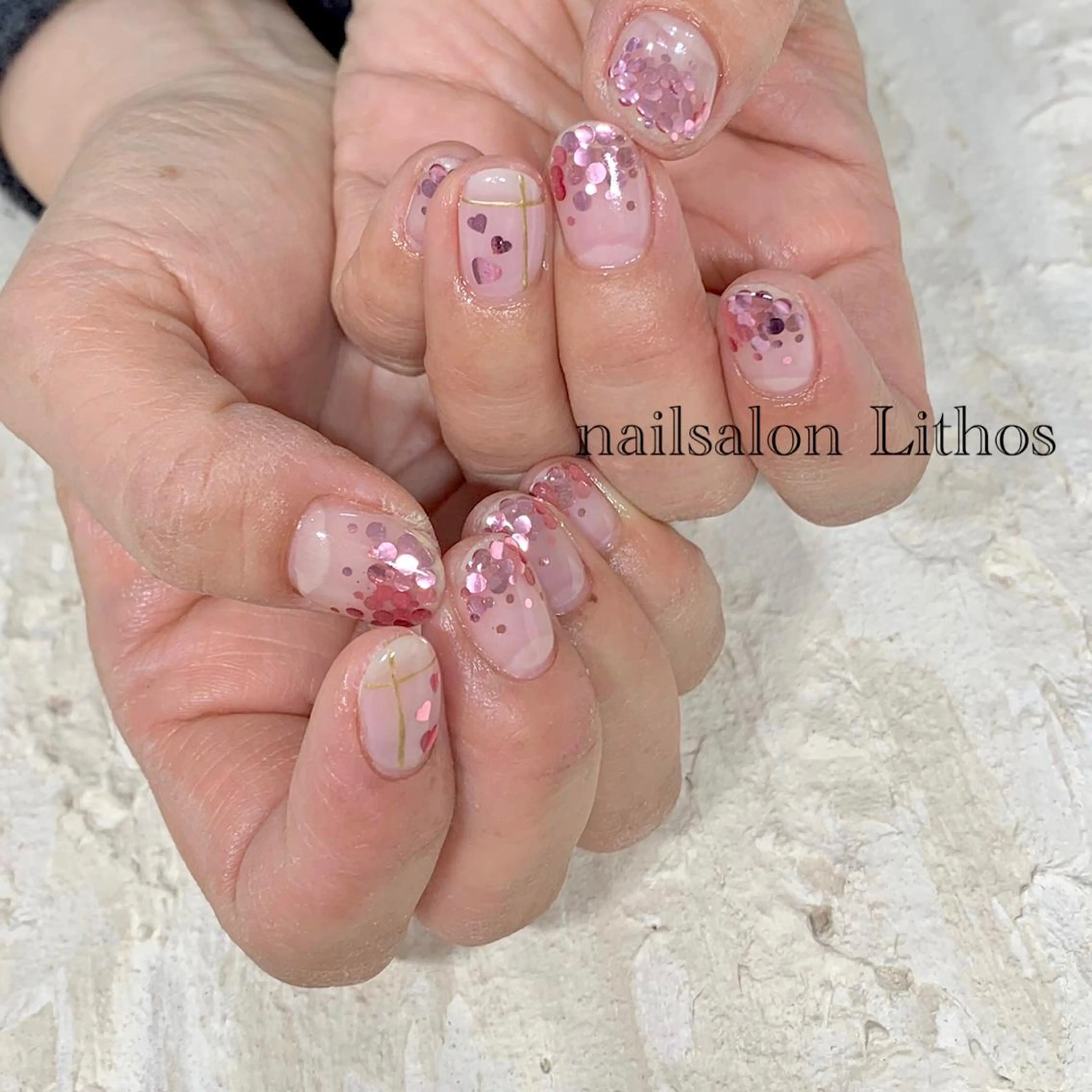 ネイル ラメ(グリッター) ラメグラデーション ハンドネイル nailsalon Lithos所属・nailsalon Recontreのネイルデザイン
