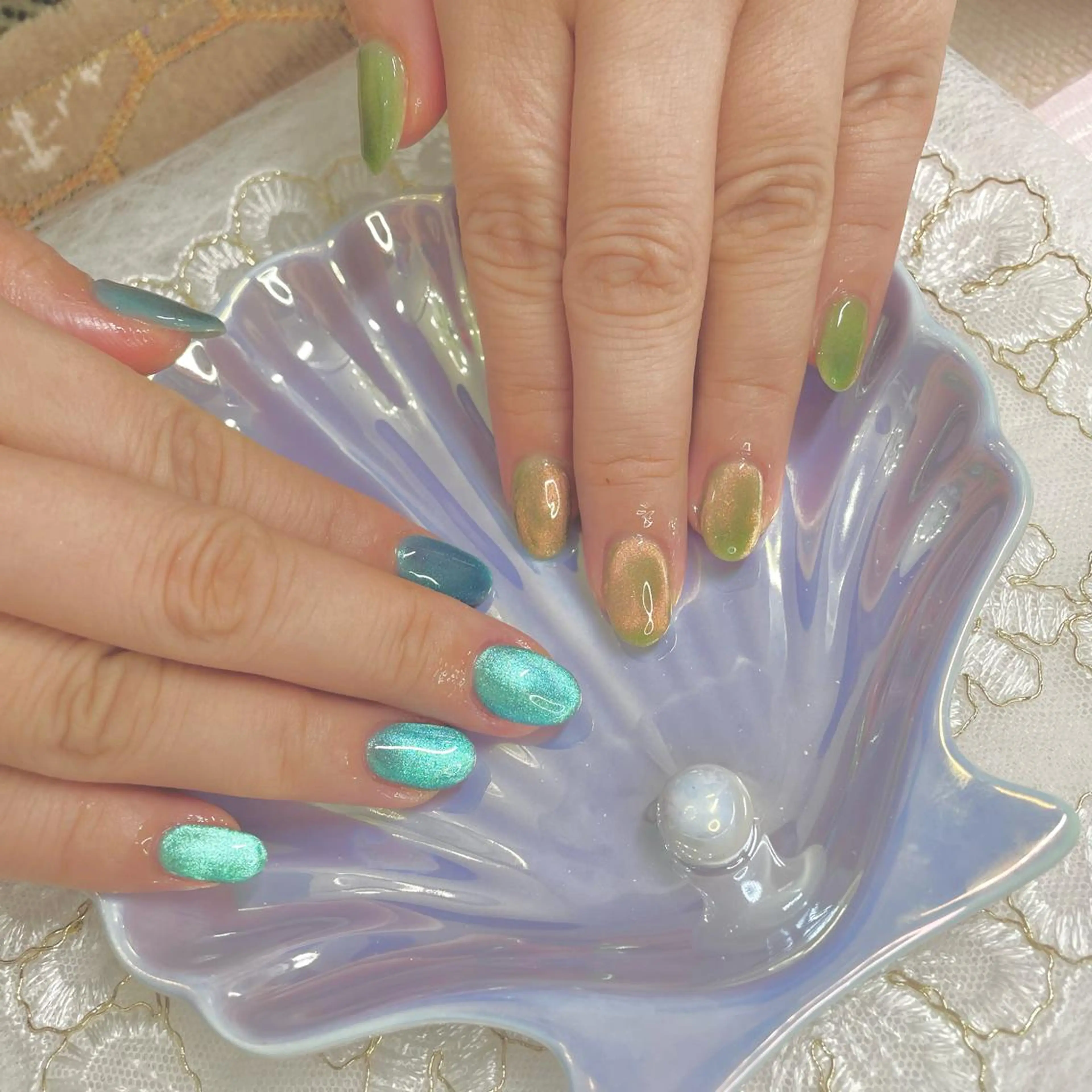 ネイル チークネイル ジェルネイル マグネットネイル ニュアンスネイル パラジェル J terrace Nailのネイルデザイン