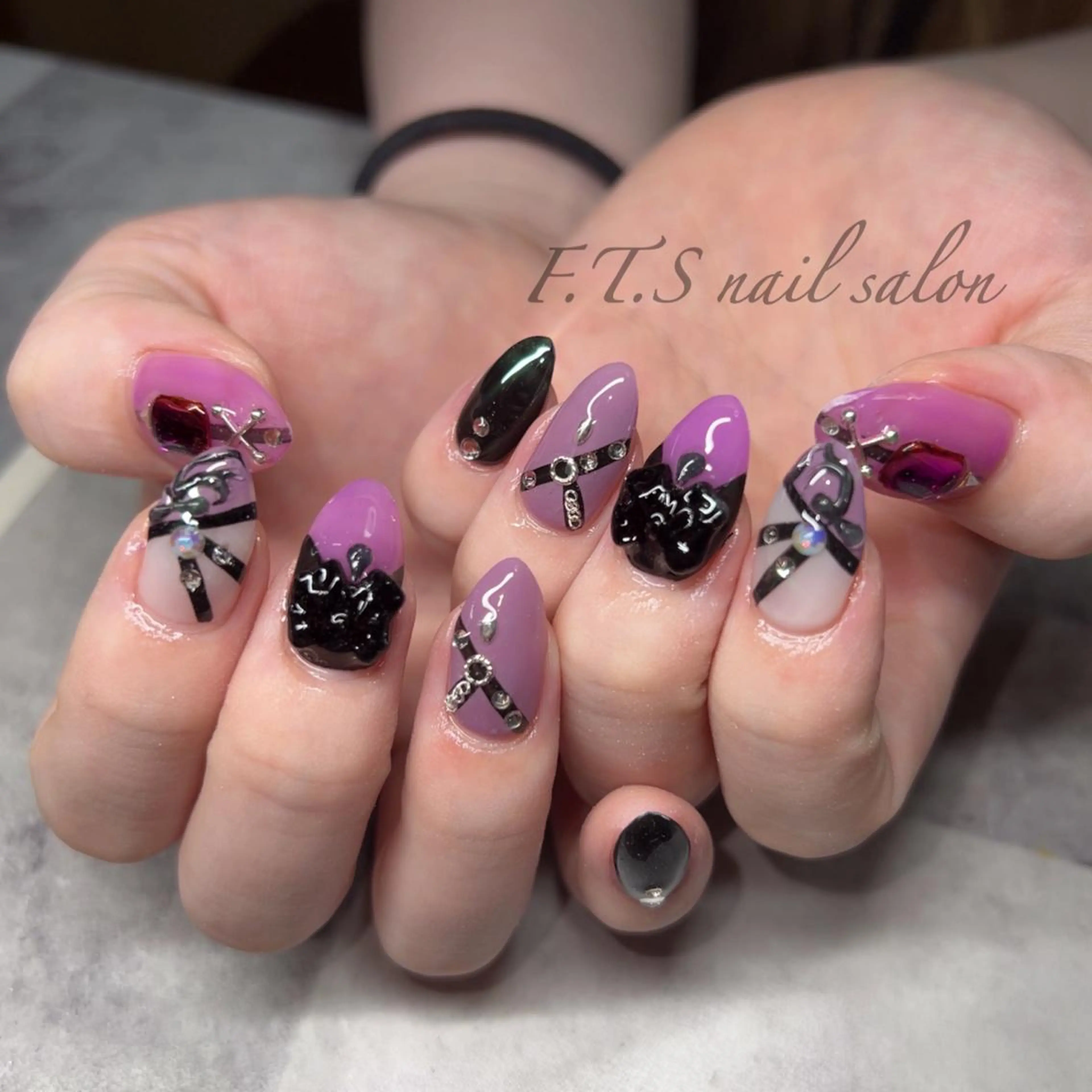 ネイル ハンドネイル F.T.S nailのネイルデザイン