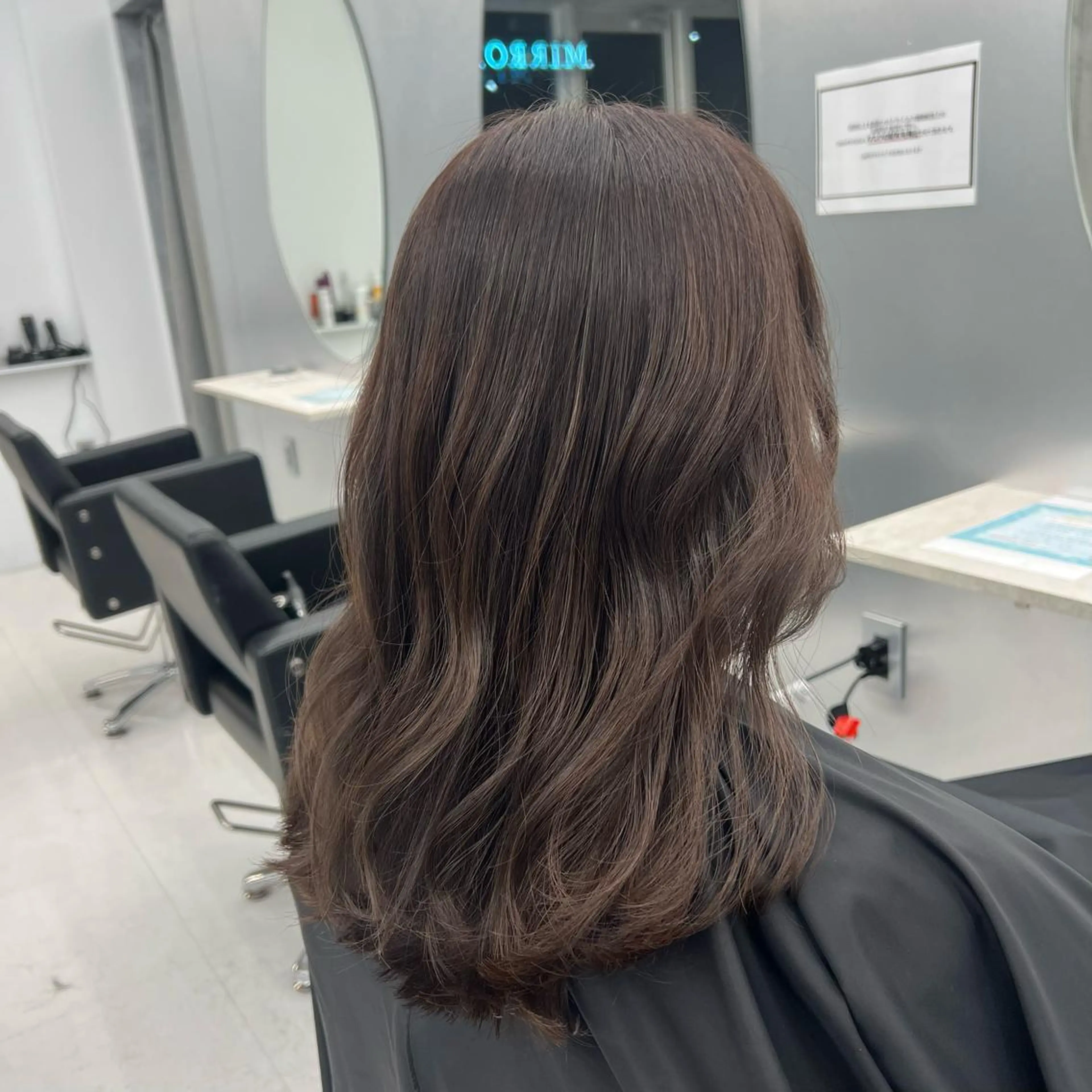 セミロング カラー ヘアカラー トリートメント ヘアセット 👑垢抜け韓国ヘア ハッシュカット唯澄のヘアスタイル