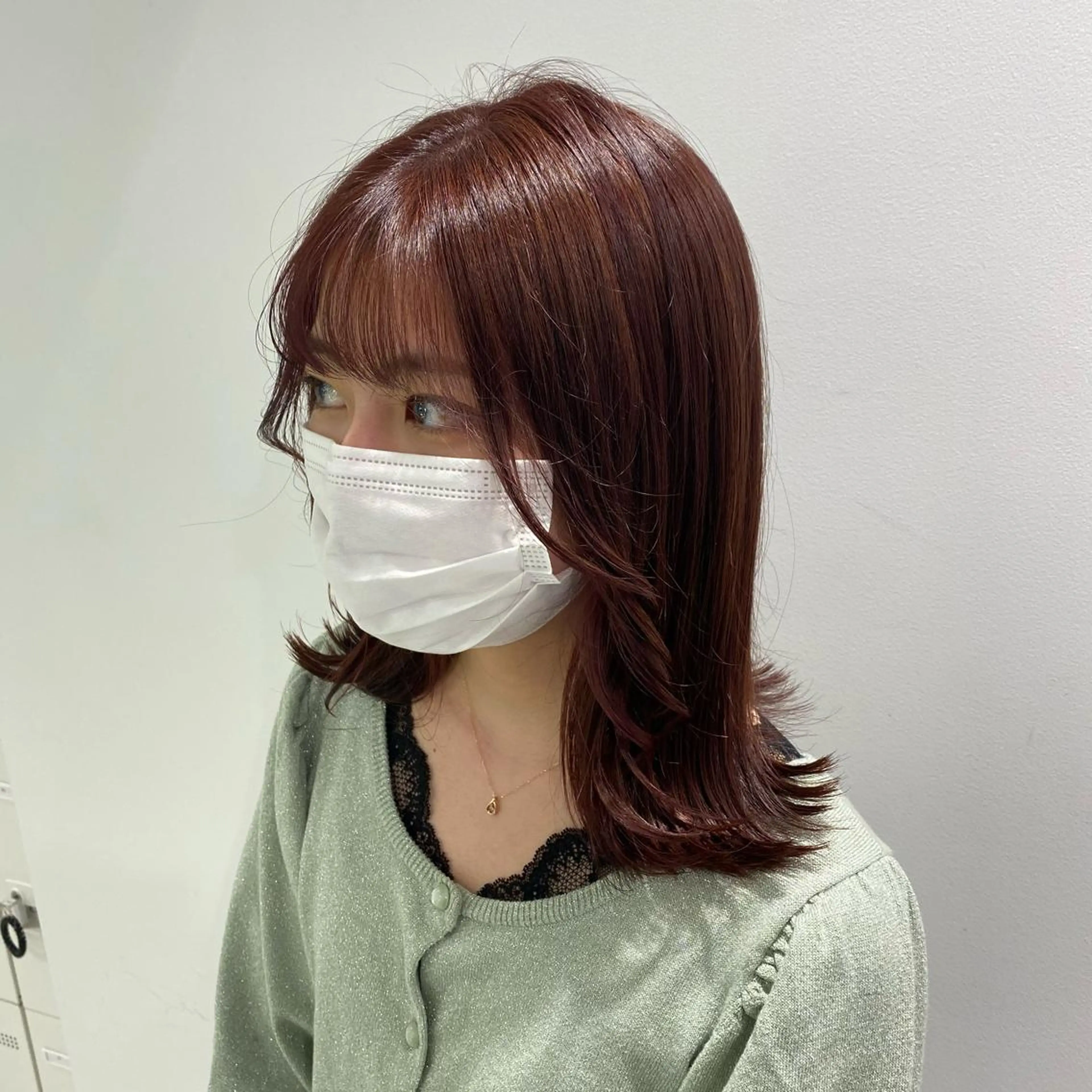セミロング カラー パーマ ヘアアレンジ ネイル マツエク・マツパ 韓国風ベージュ🤎 赤みなし🌿横浜🤎のヘアスタイル