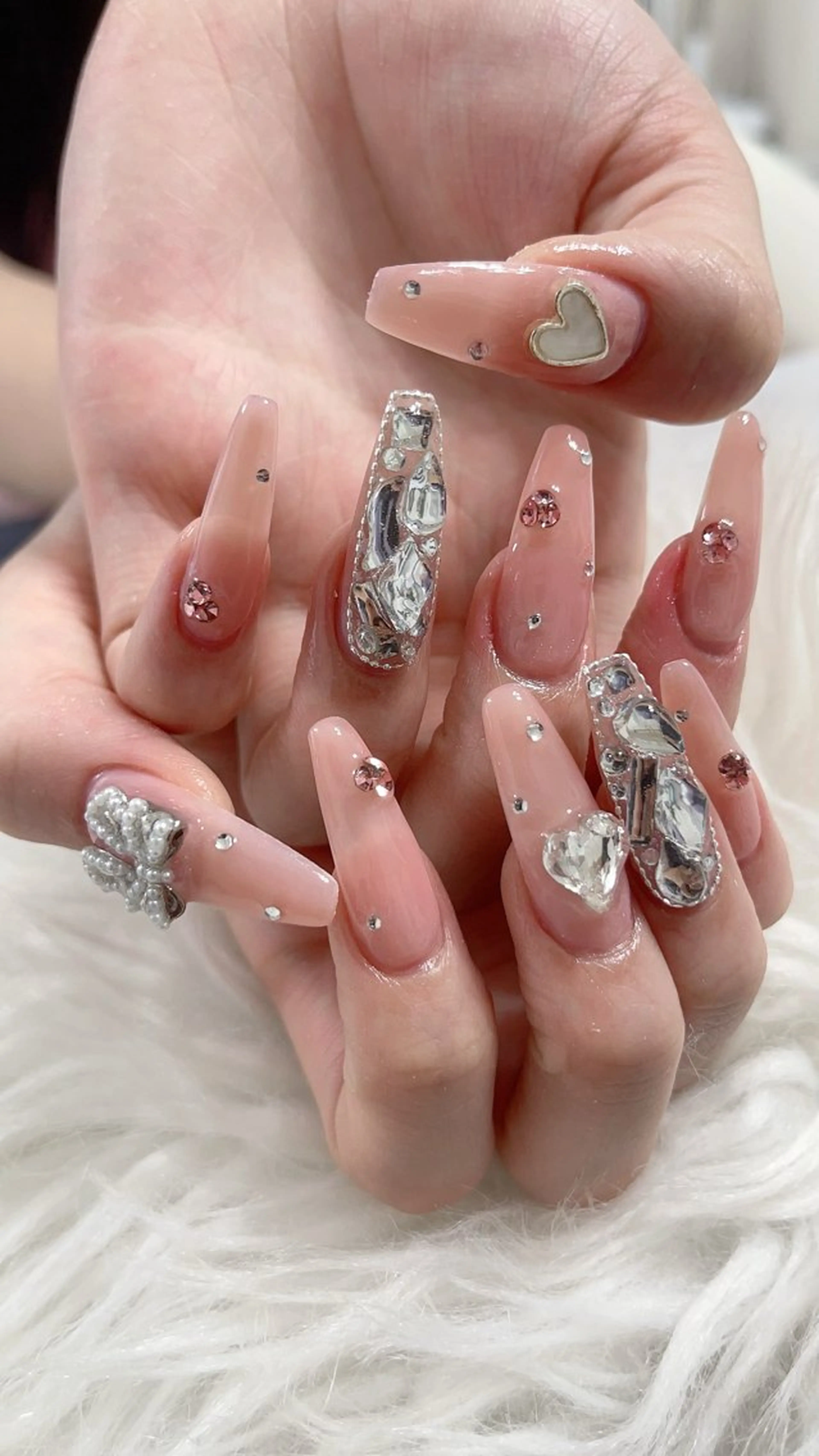 ネイル ハンドネイル 菲菲ネイルサロン所属・FF フィフィネイルサロンのネイルデザイン