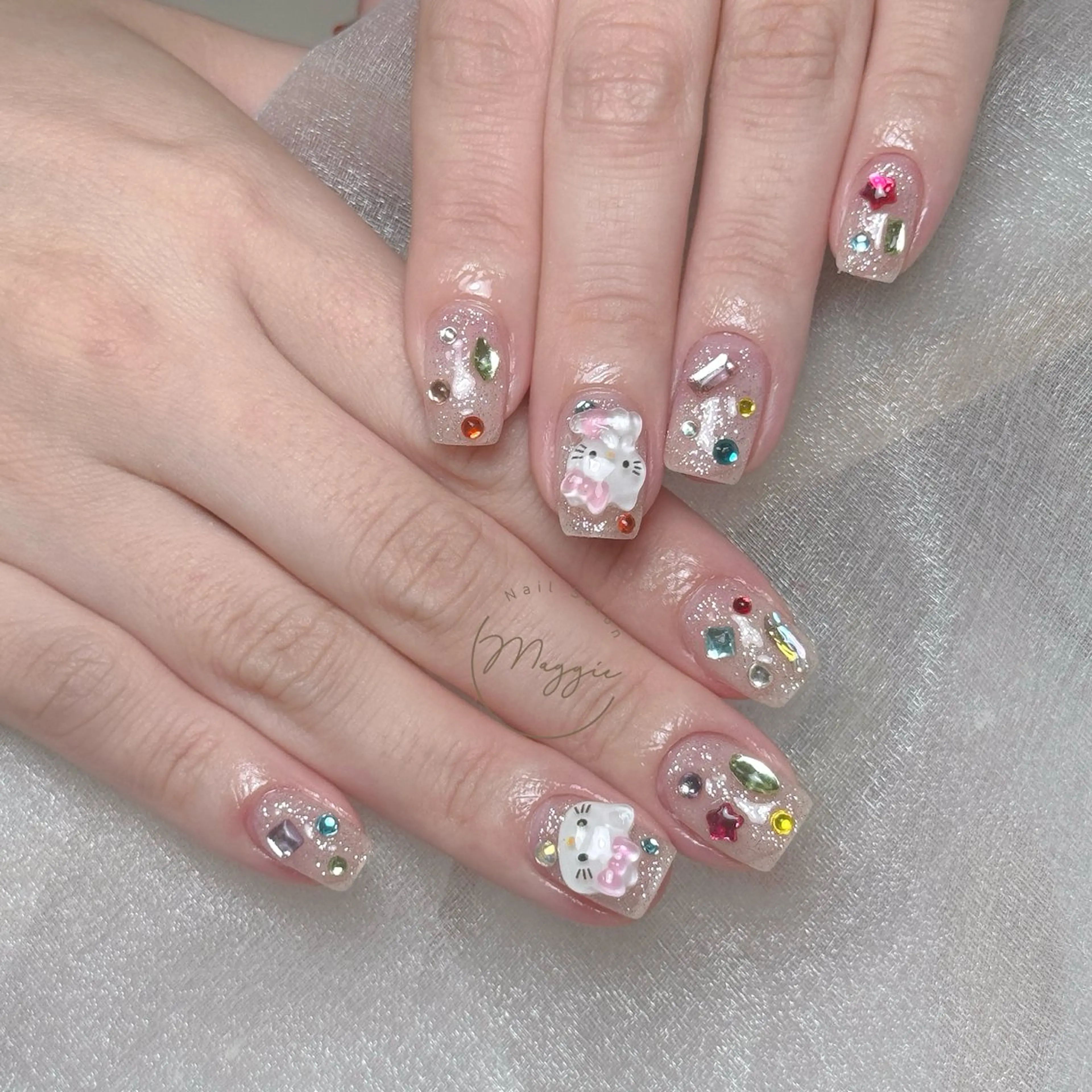 ネイル Maggie Nail🦩のネイルデザイン