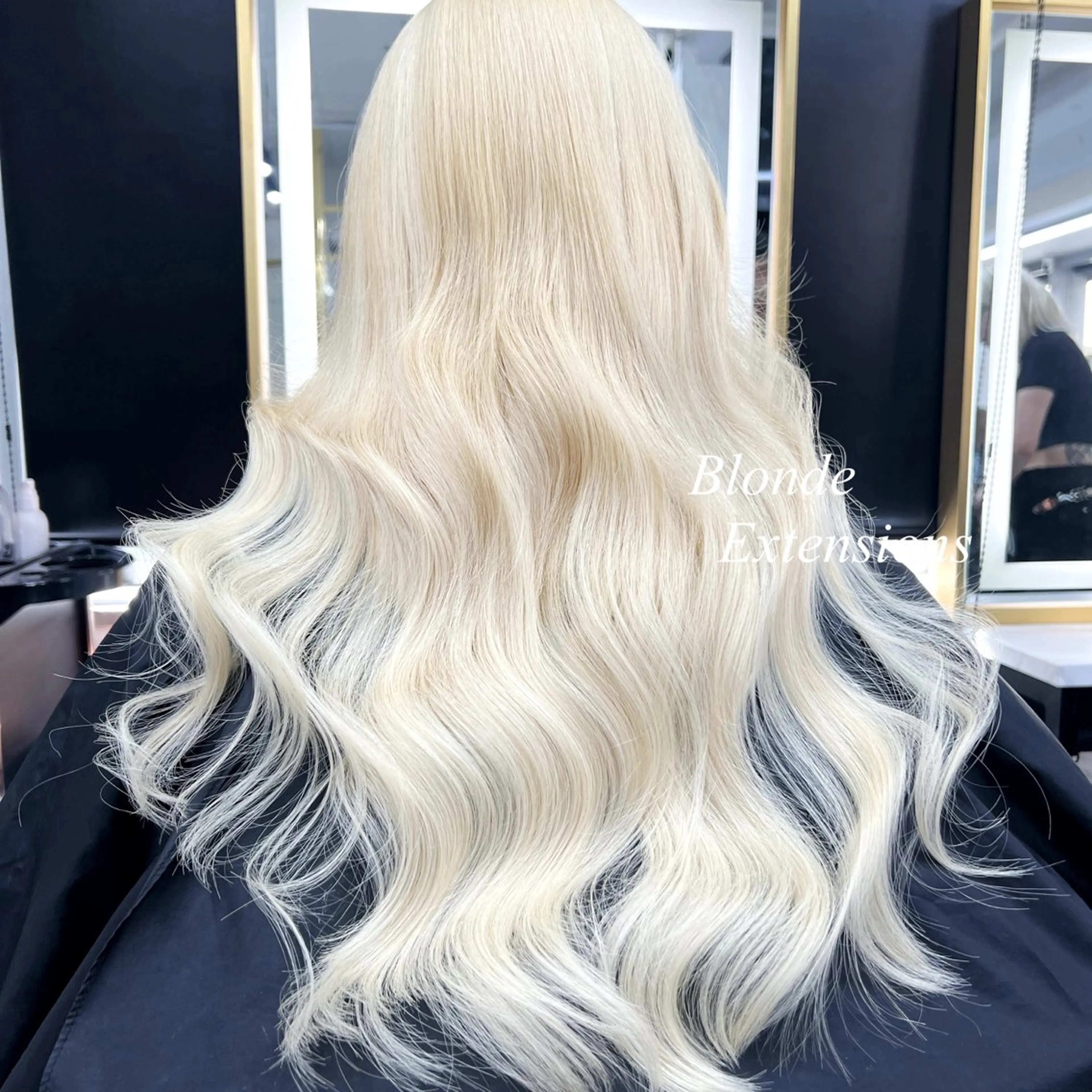 ロング カラー シールエクステ ハイトーンカラー エクステ ヘアカラー エクステ シールエクステ特化 ハイトーン、NANAのヘアスタイル