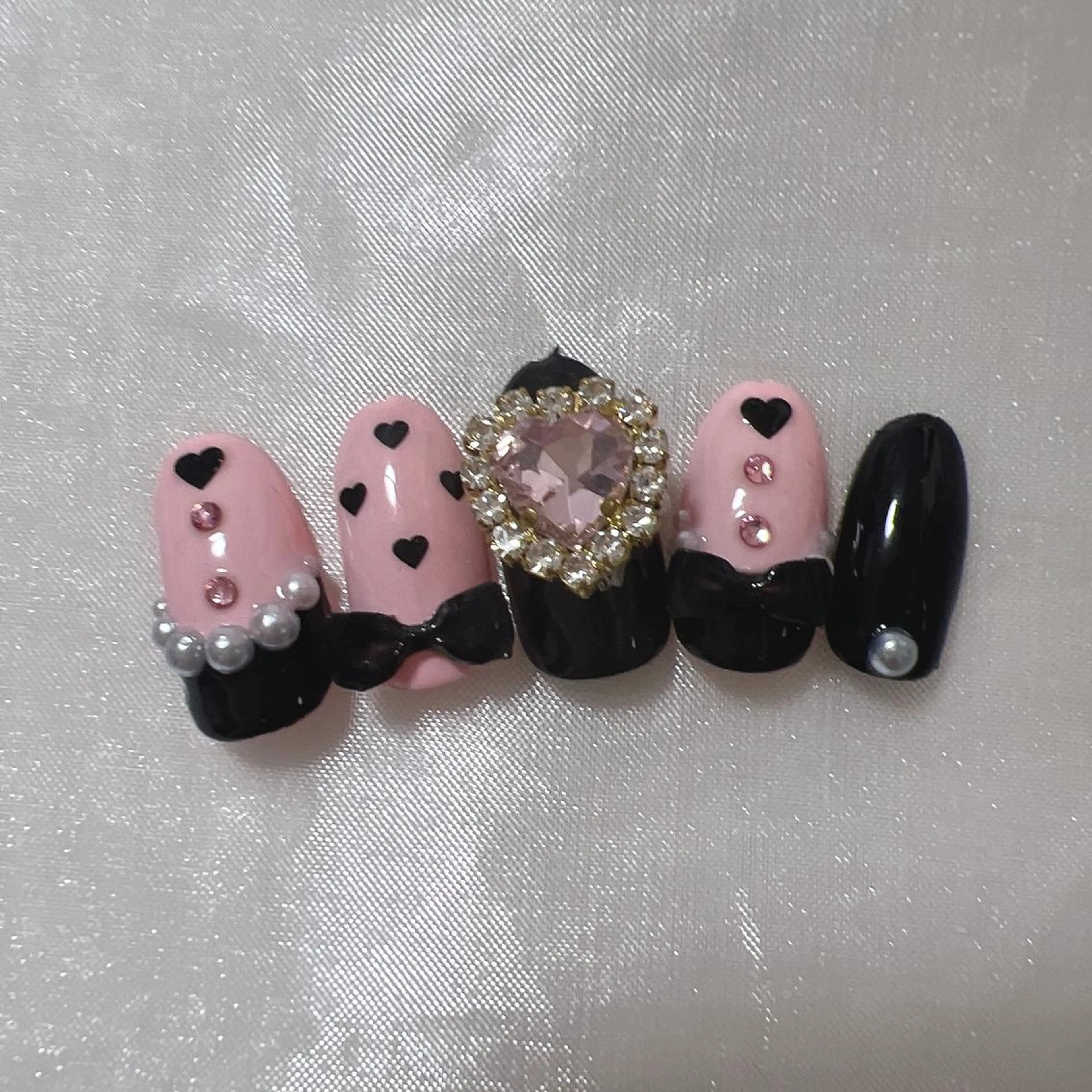 ネイル Rire_eye+beauty_nail所属・Rire_ nail_yukiのネイルデザイン