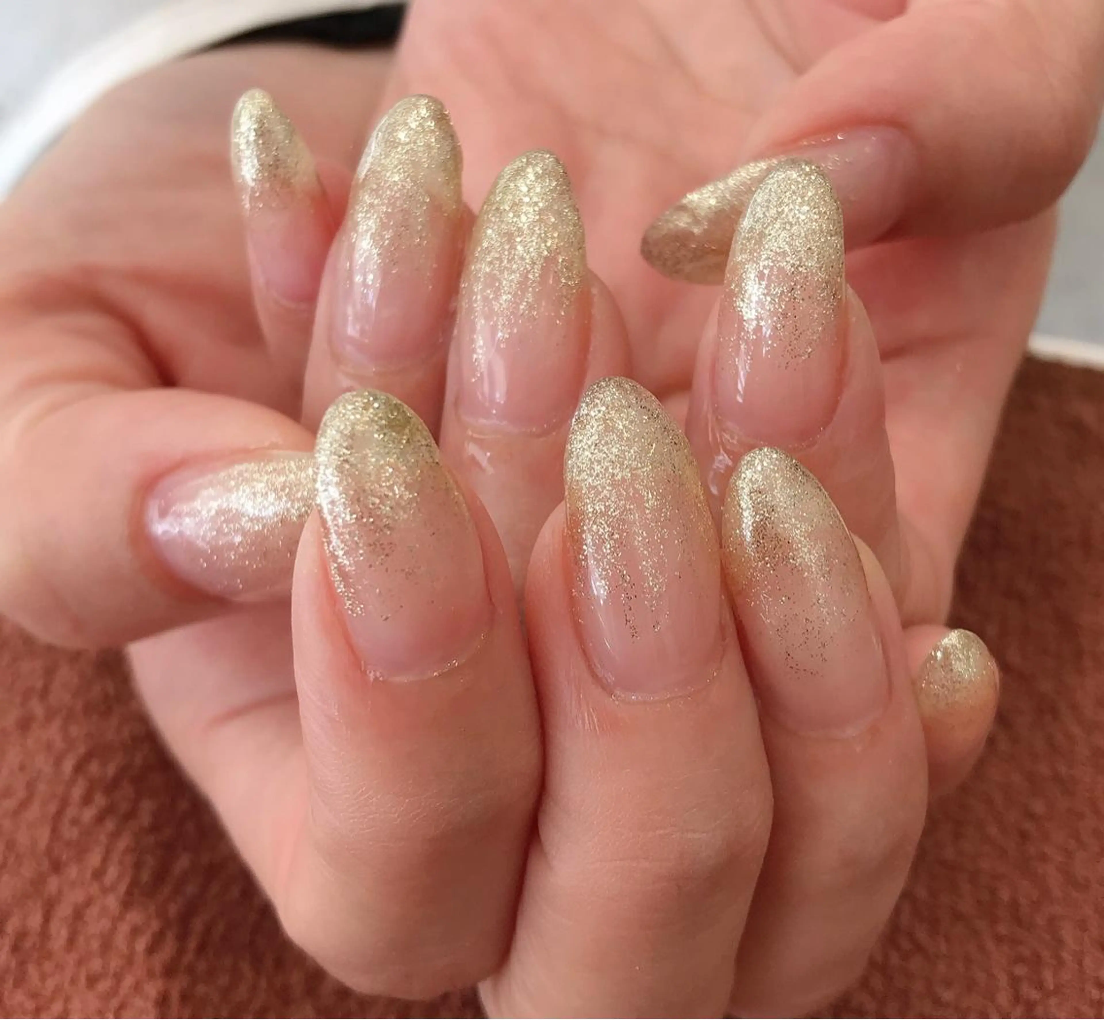 ネイル 保子 祐里香のヘアスタイル