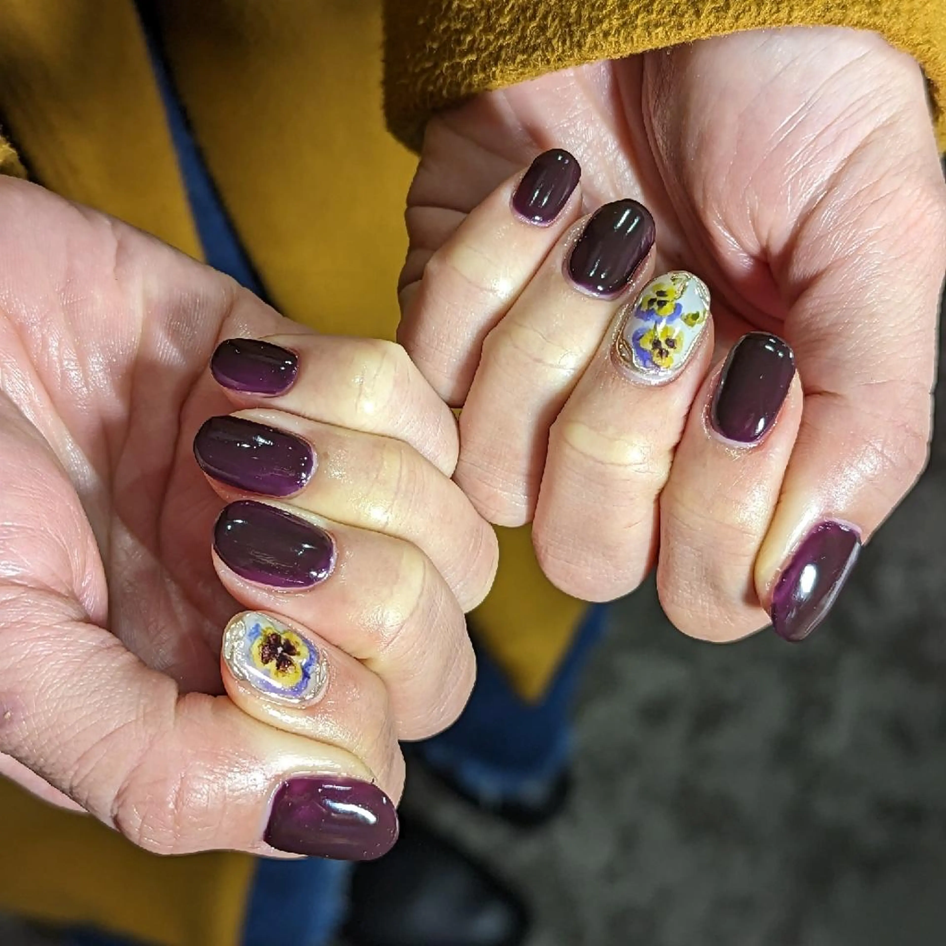 ネイル ナリタ・ マミのネイルデザイン