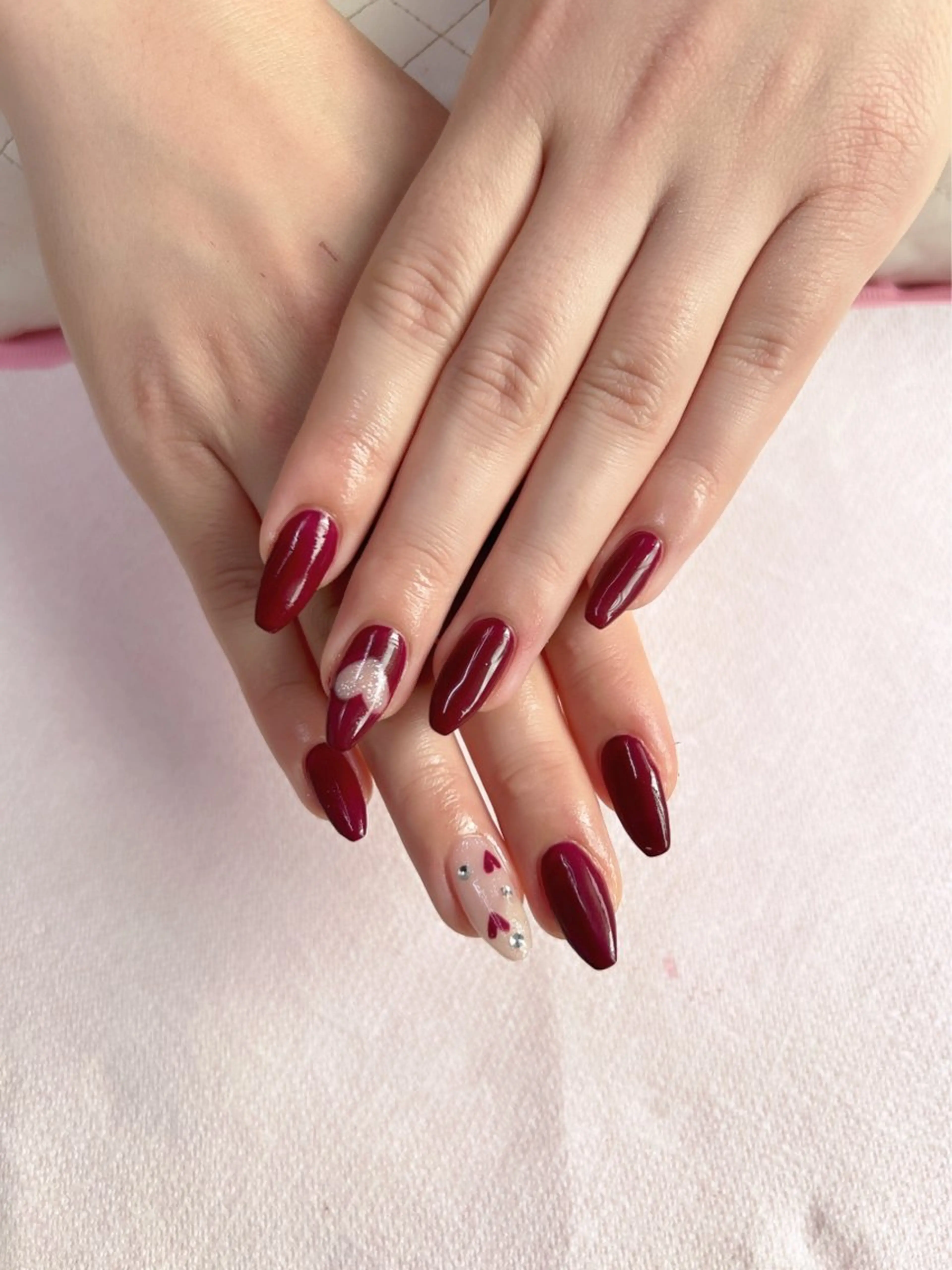 ネイル アートネイル ハート ハンドネイル BeautySalonGemmy所属・Gemmy 愛美のエステ・リラクイメージ