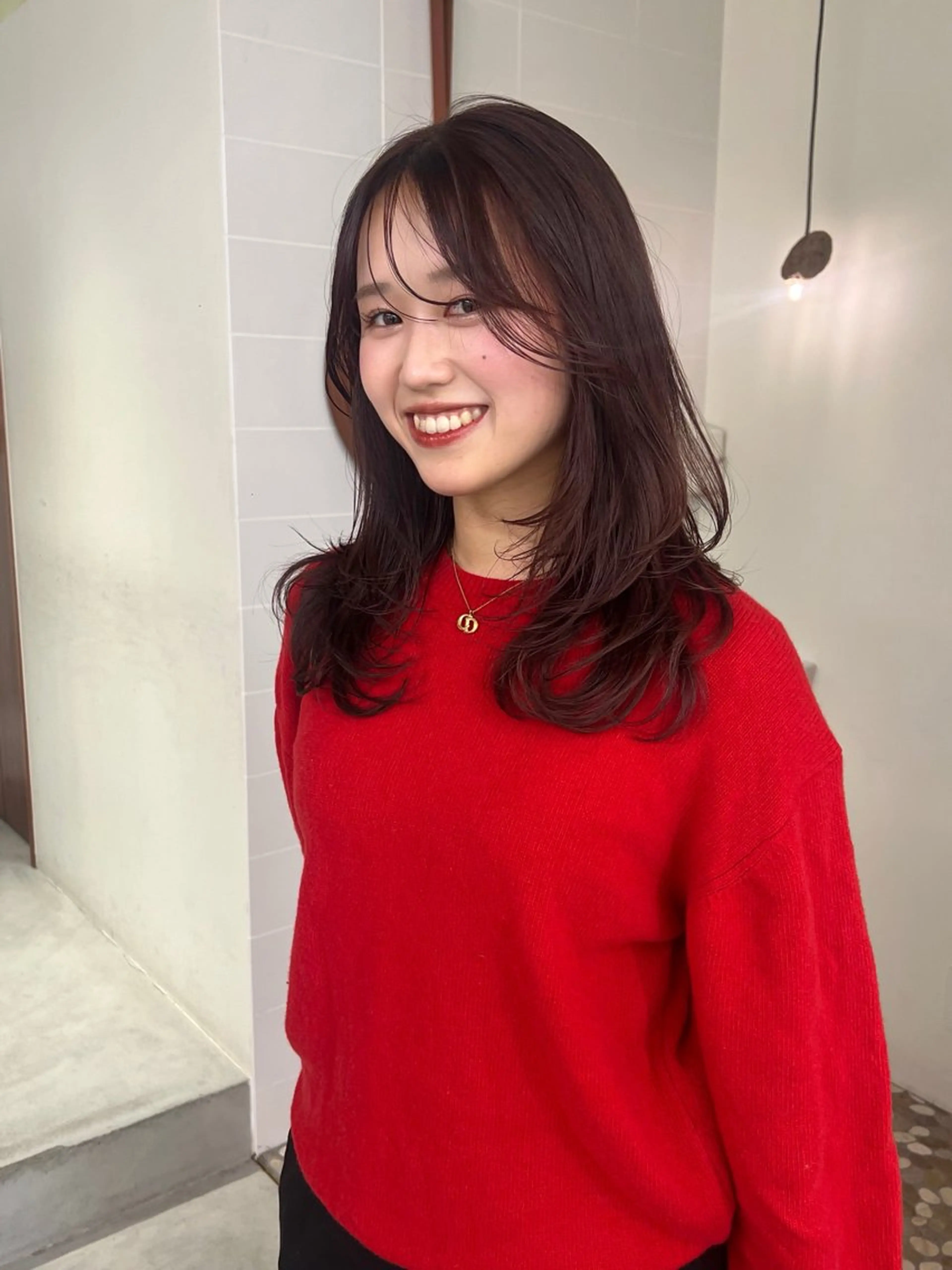 セミロング カラー 小林 美咲のヘアスタイル
