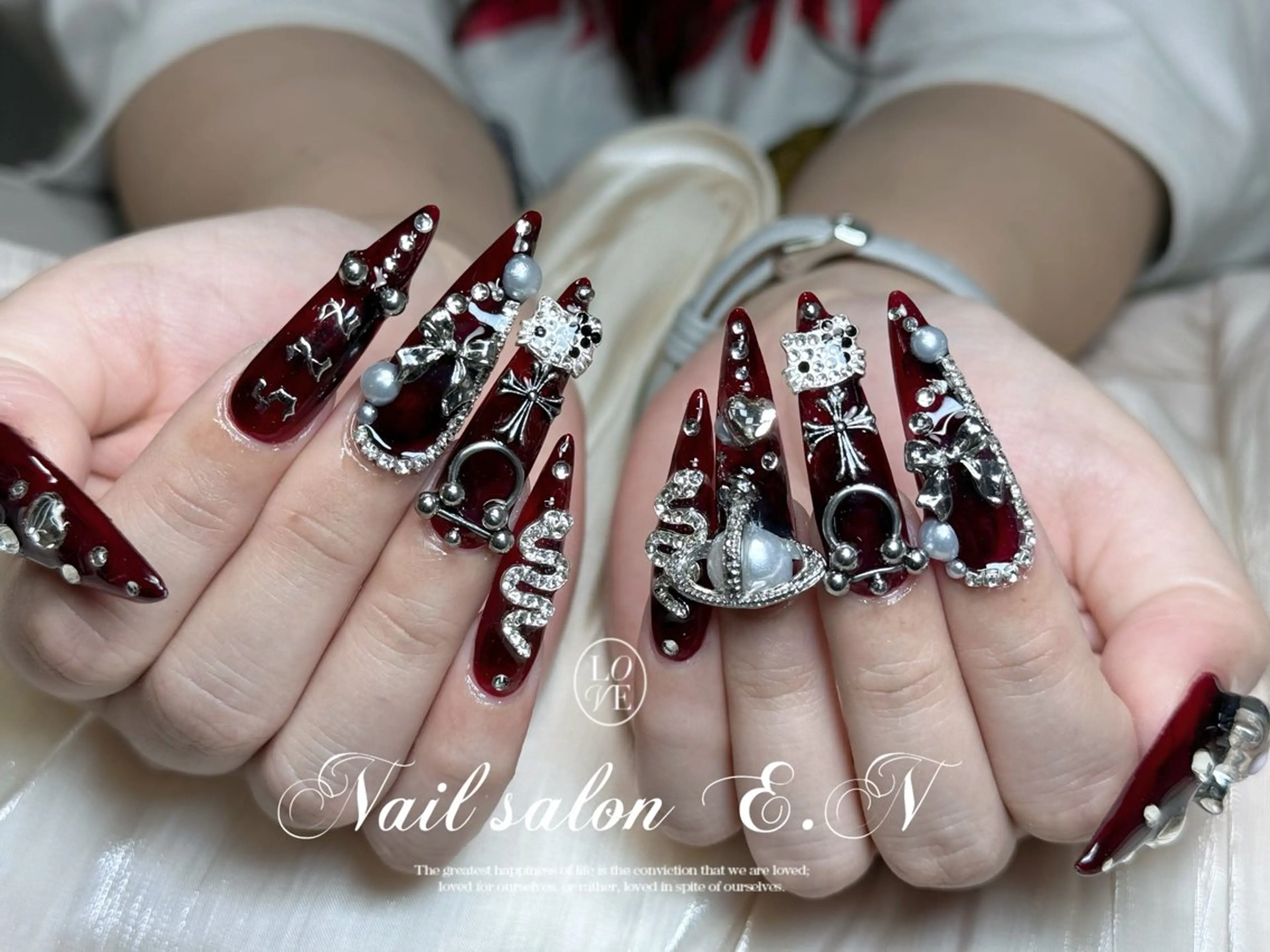 ネイル E.N🦋 長さ出し/持ち込みのネイルデザイン