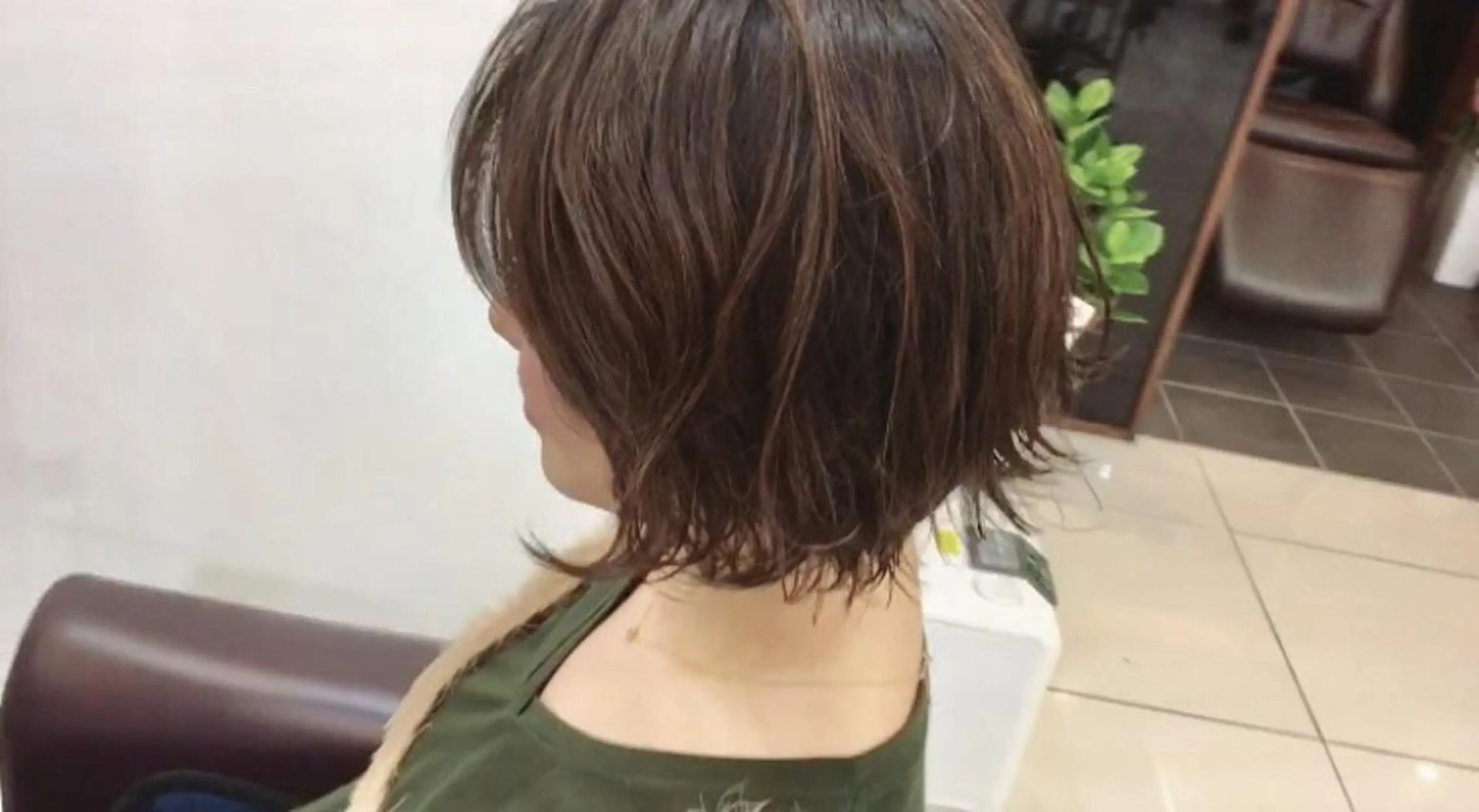 ショート パーマ ショートボブ ボブ ショートヘア 外ハネヘア カット パーマ 鈴木 翔梧のヘアスタイル