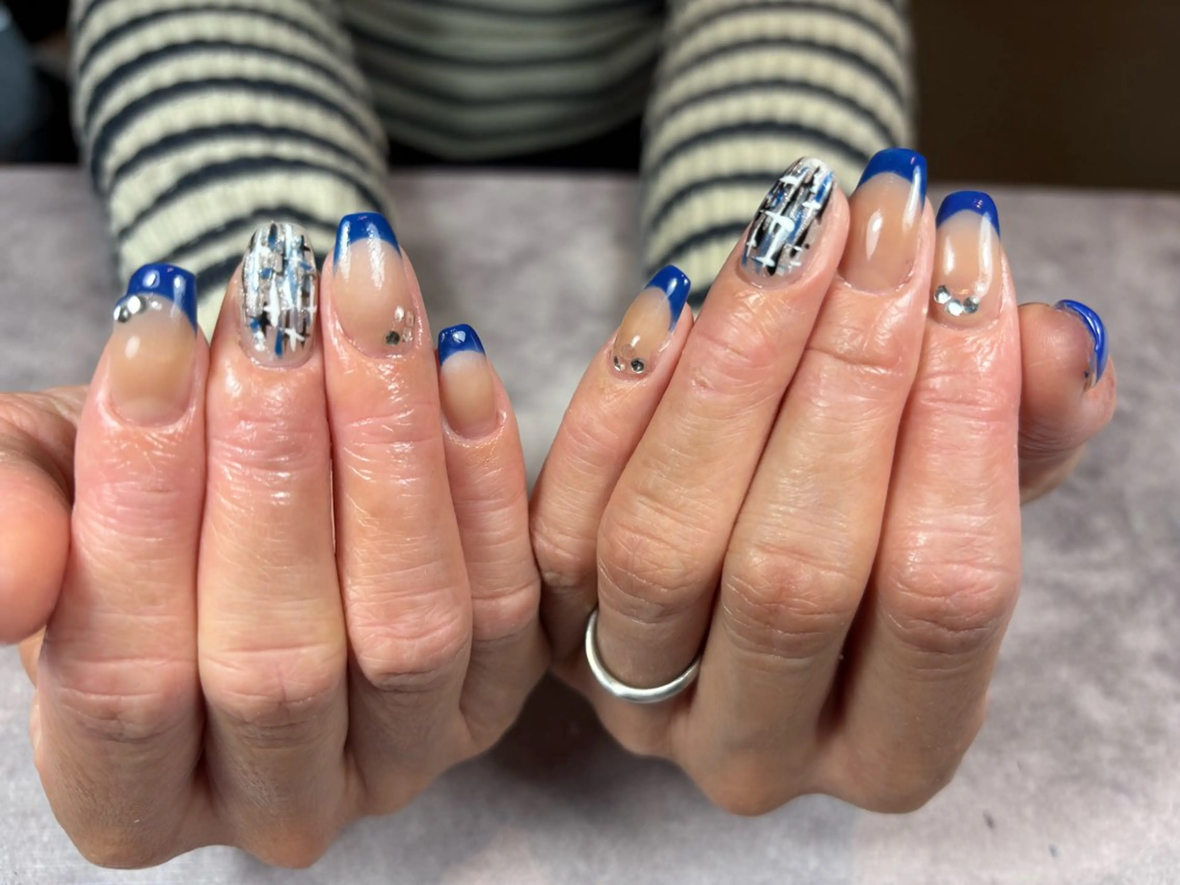 ネイル フレンチネイル ツイードネイル Re.nail salon所属・Re. nail salonのネイルデザイン