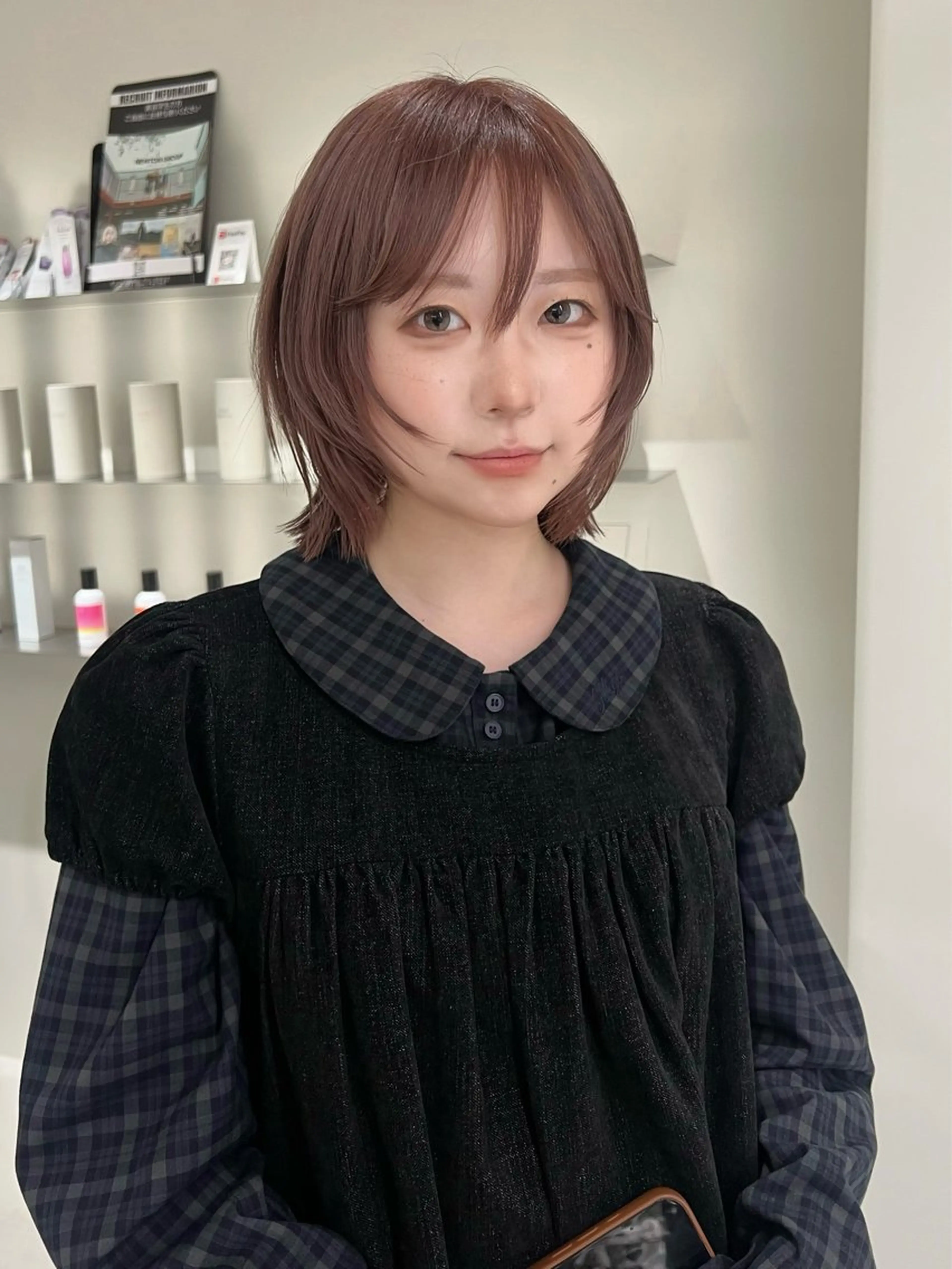 ミディアム くびれヘア ウルフカット カット RIN🪐 ウルフ／ハイトーンのヘアスタイル