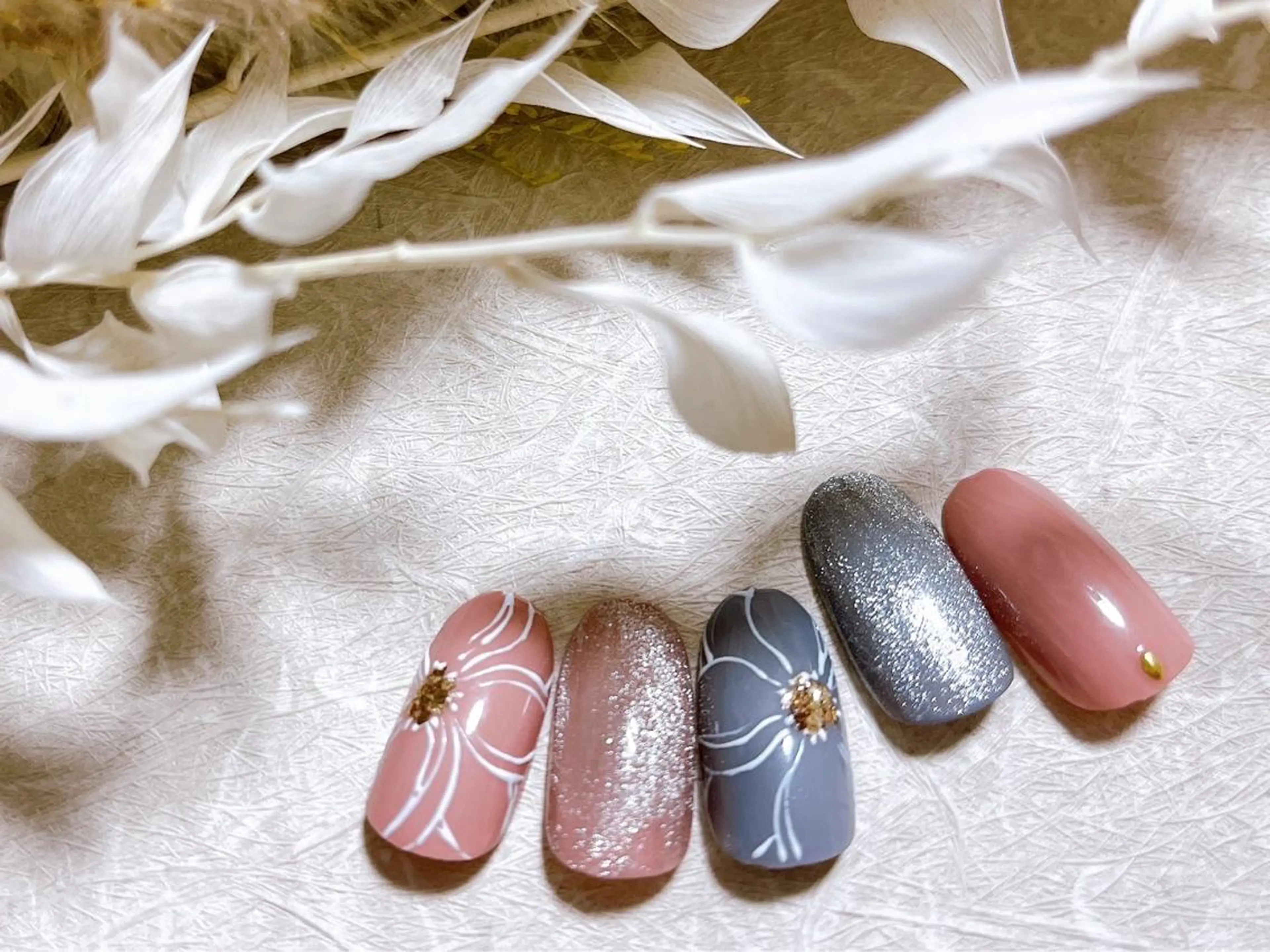 ネイル フットネイル フレンチネイル ジェルネイル ハート 韓国ネイル Mogu nail 二子玉川のネイルデザイン