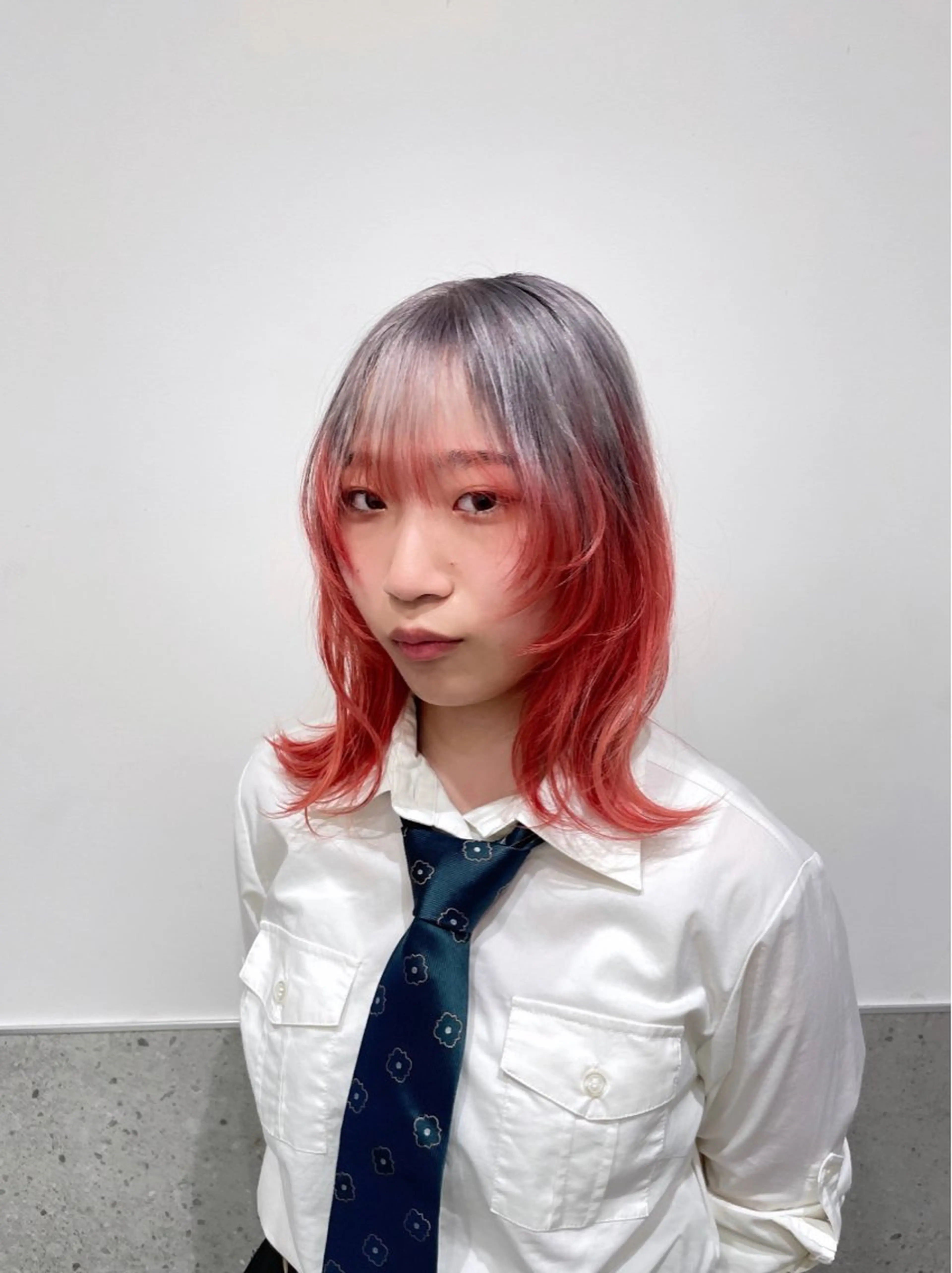 ミディアム GO TODAY SHAiRE SALON 原宿本店所属・REINA/ブリーチ /ハイトーン/原宿のヘアスタイル