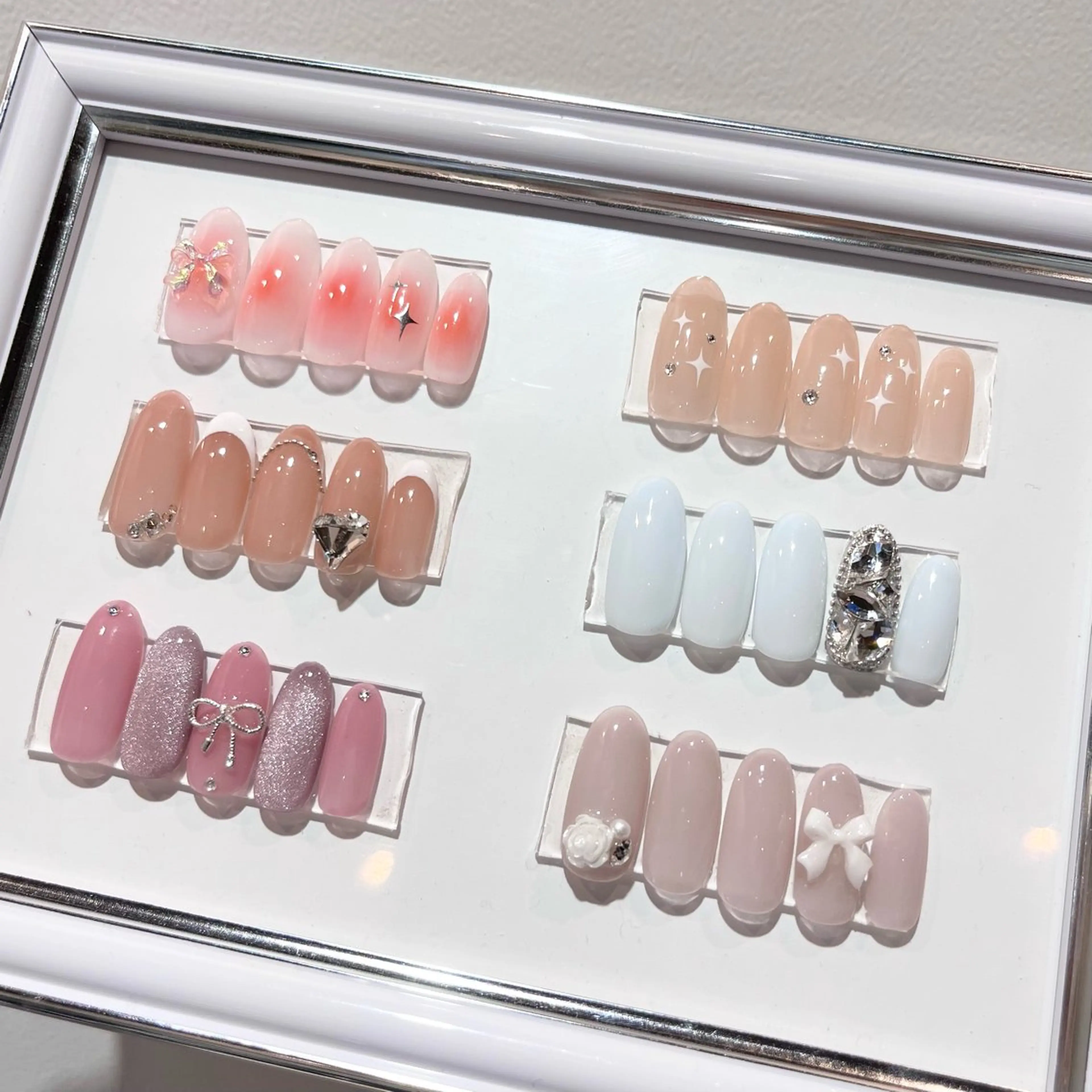 ネイル hair and beauty QUATRO 赤塚店所属・Allure赤塚店 鈴木果凜のネイルデザイン