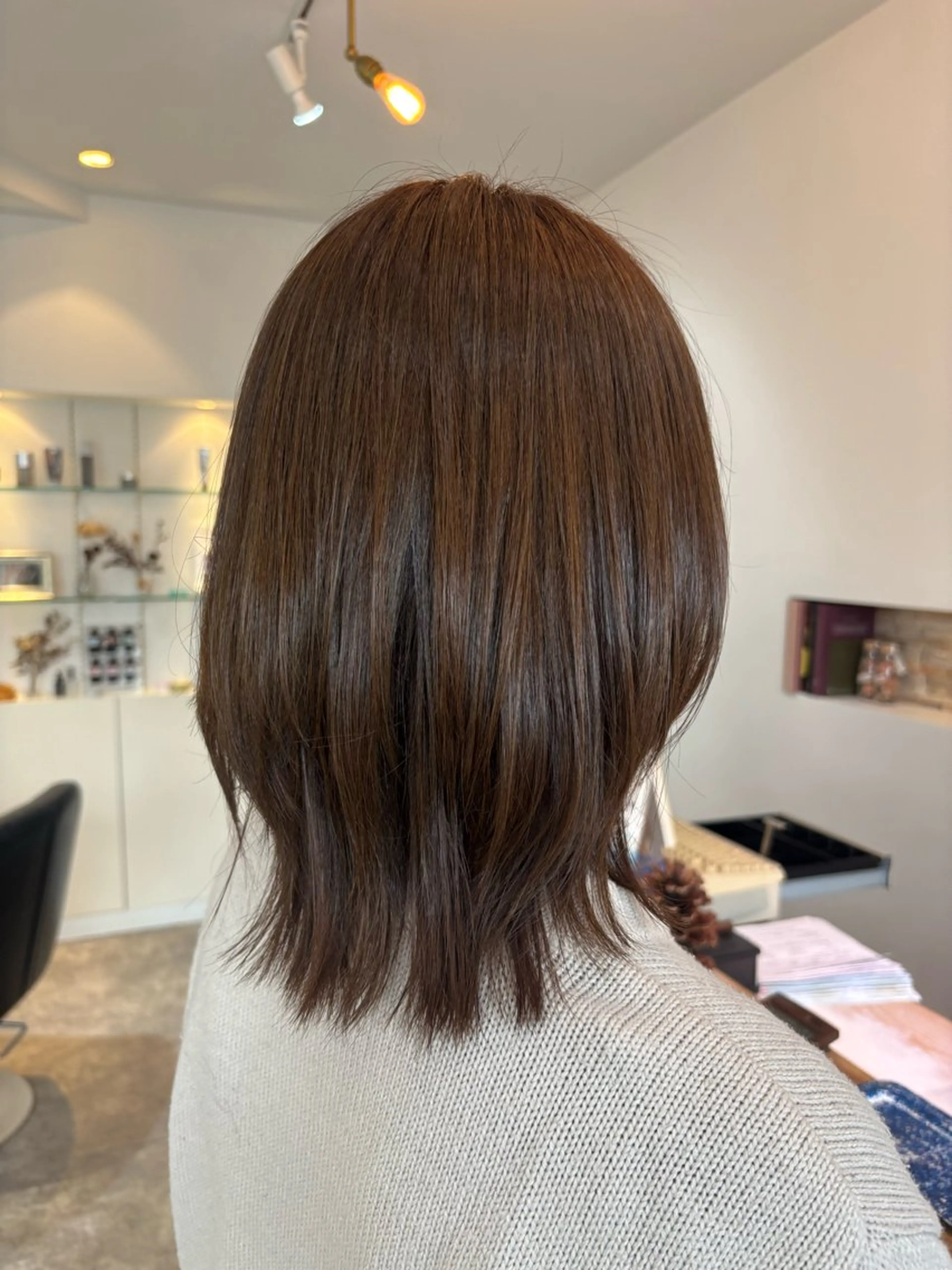 ミディアム ヘアカラー 亀田 萌奈のヘアスタイル