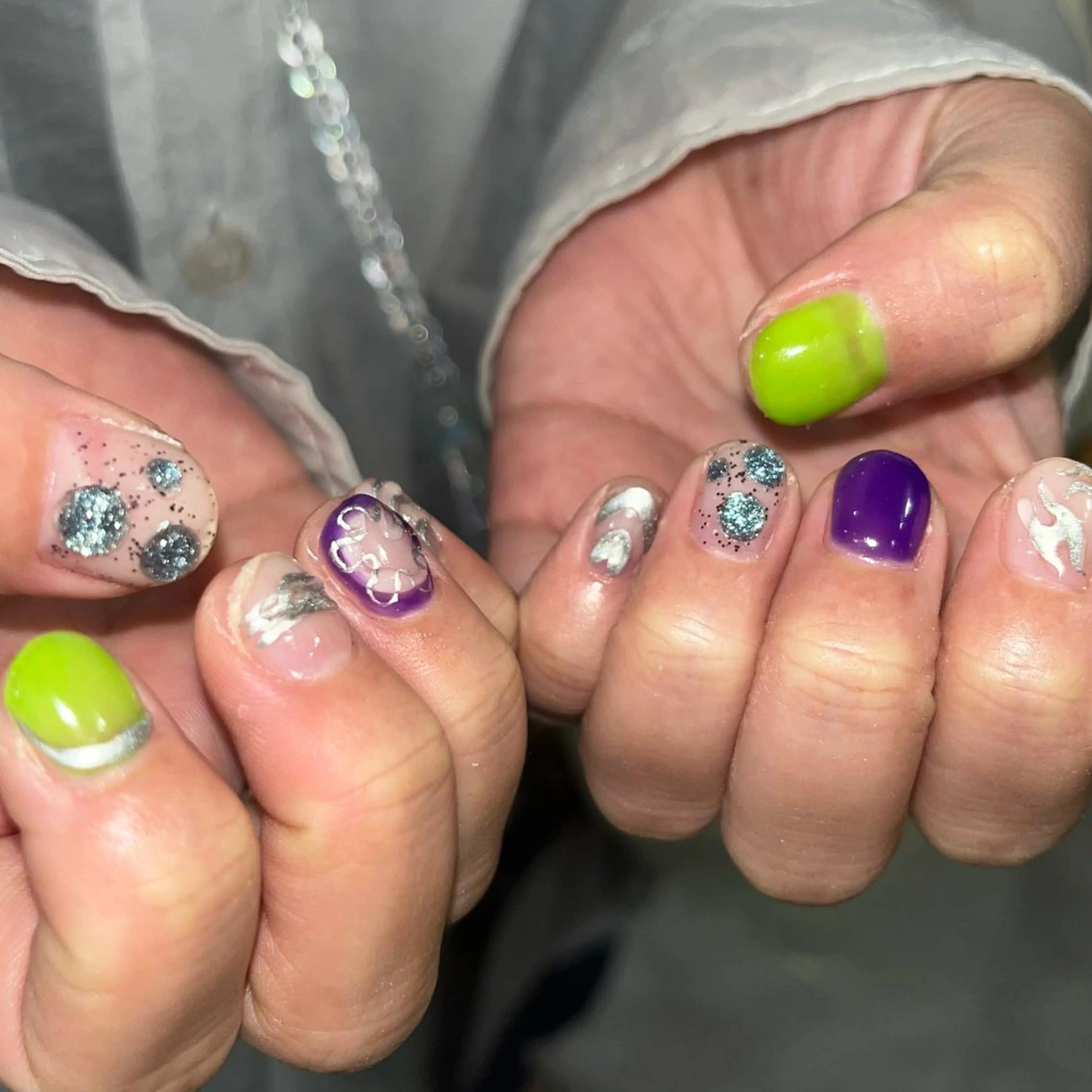 ネイル 🪐富島彩夏 /海外nail🪐のネイルデザイン