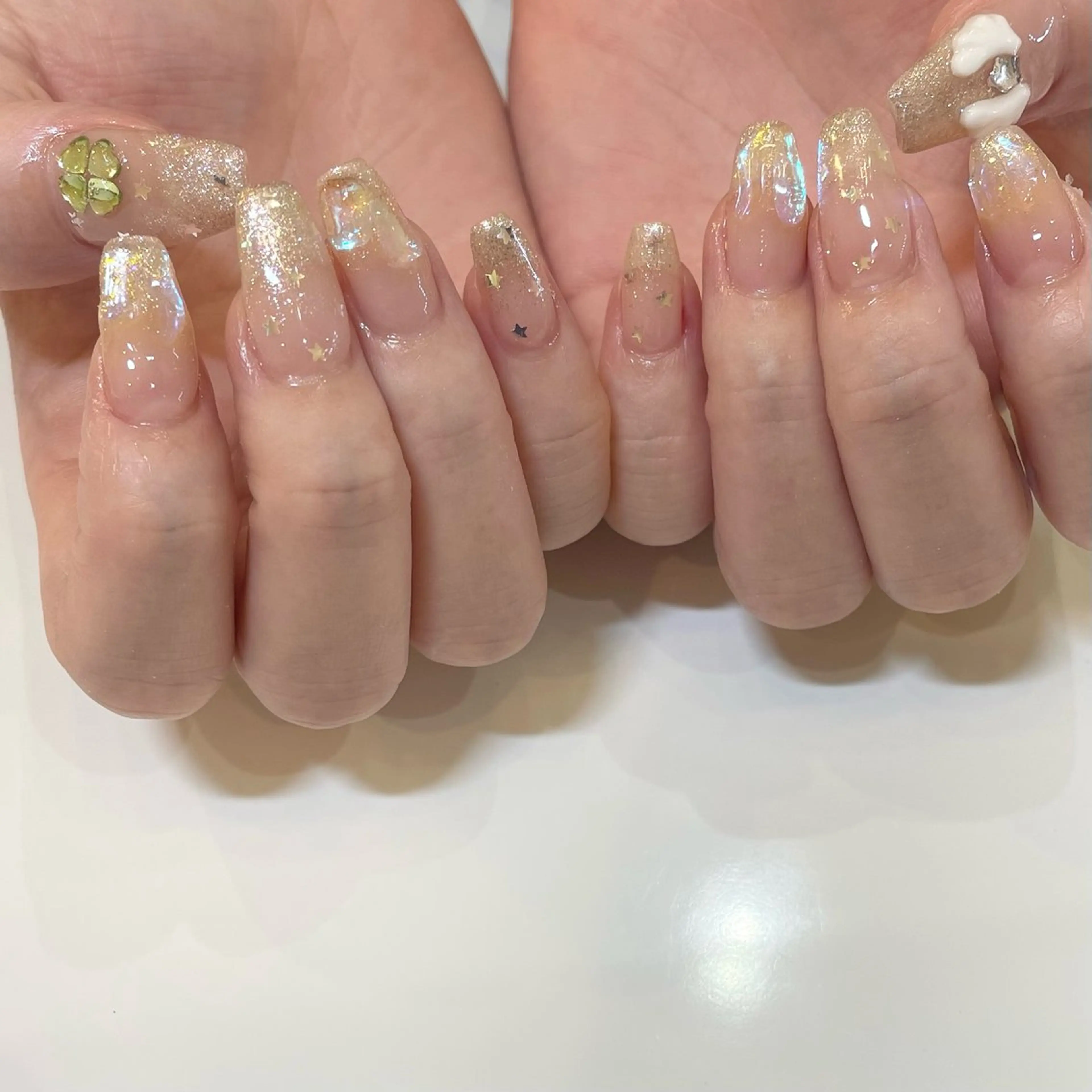 ネイル Nail Salon Gummi.のネイルデザイン