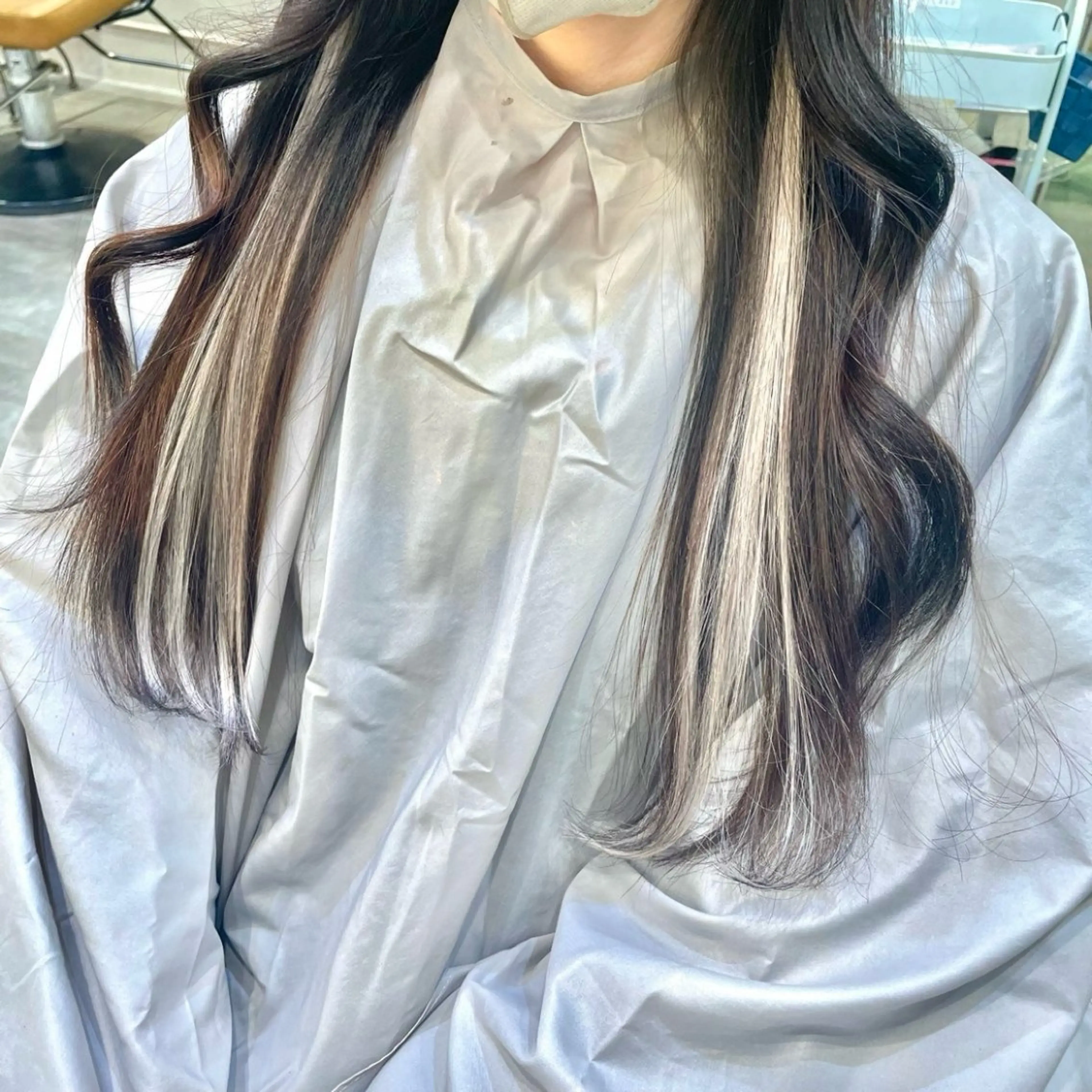 ロング ハイトーンカラー/ 長さだし🐇きょうかのヘアスタイル