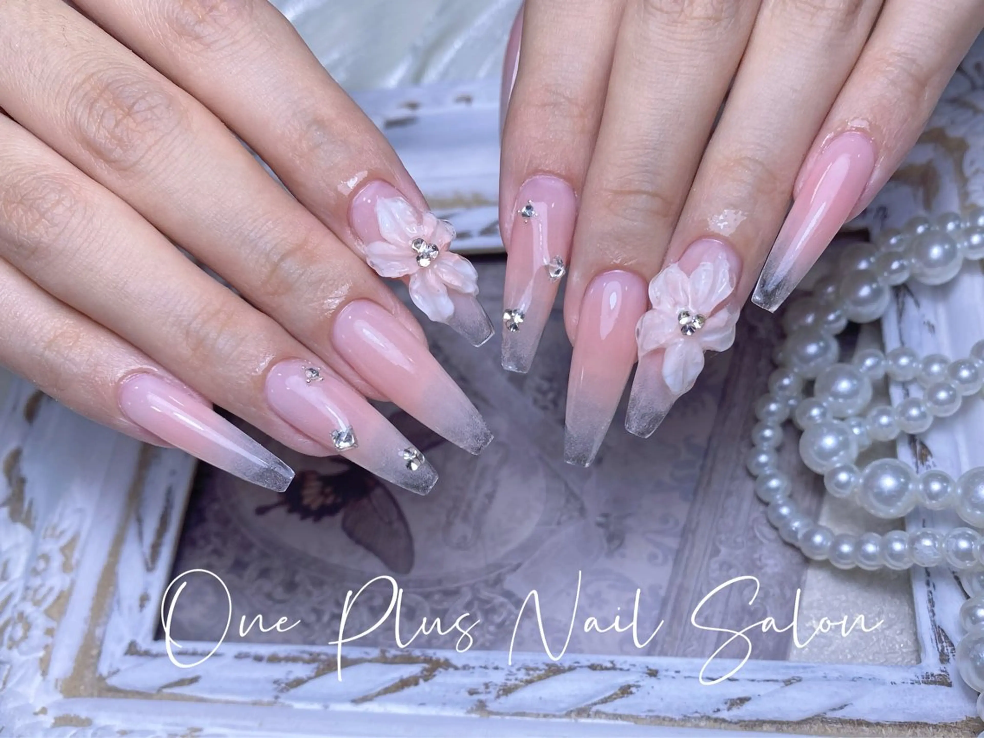 ネイル ハンドネイル One Plus Nail Salonのネイルデザイン