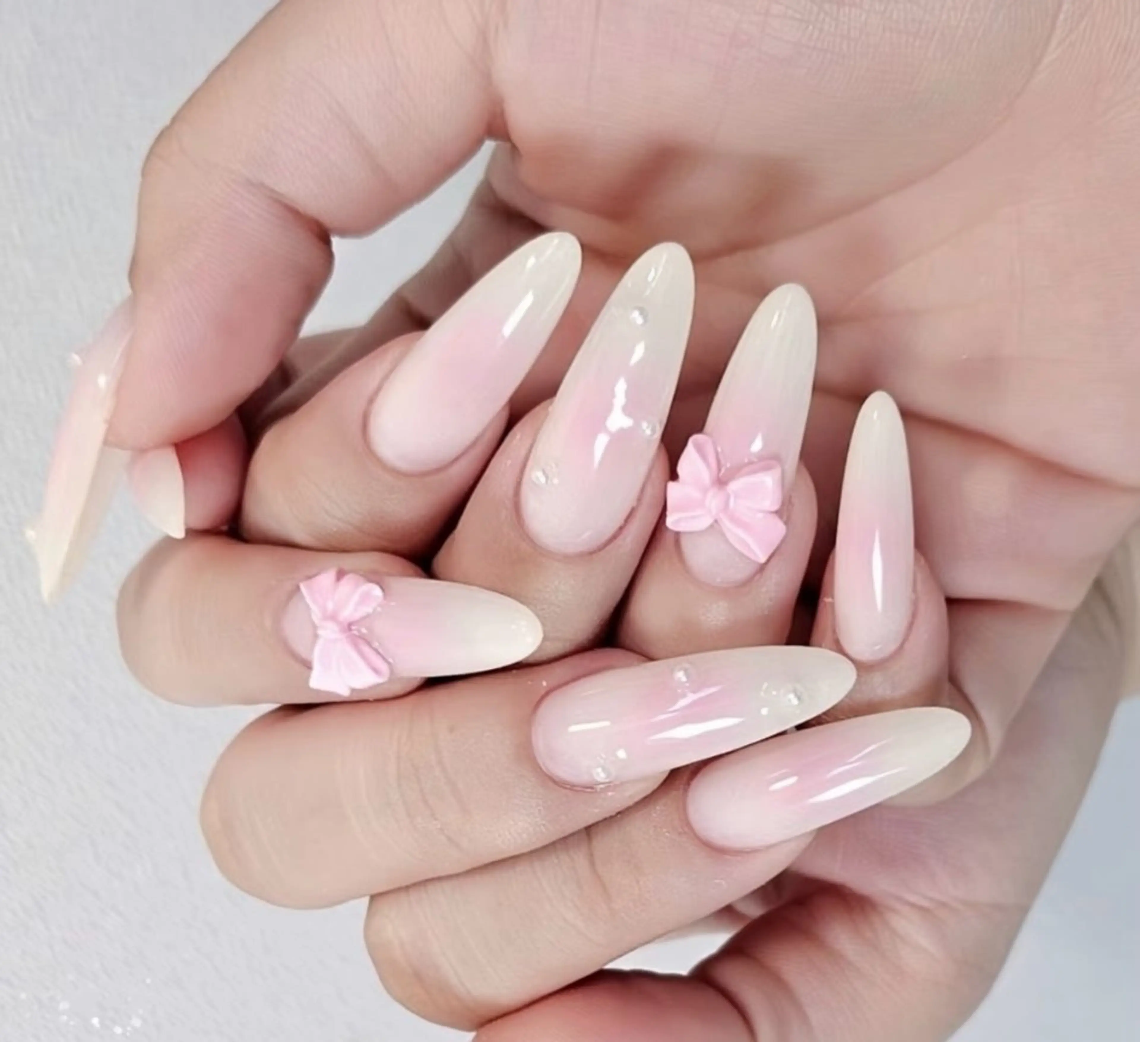 ネイル アートネイル べっ甲ネイル チークネイル 成人式 長さ出し ハンドネイル ハンドケア For you. Nail Salonのネイルデザイン