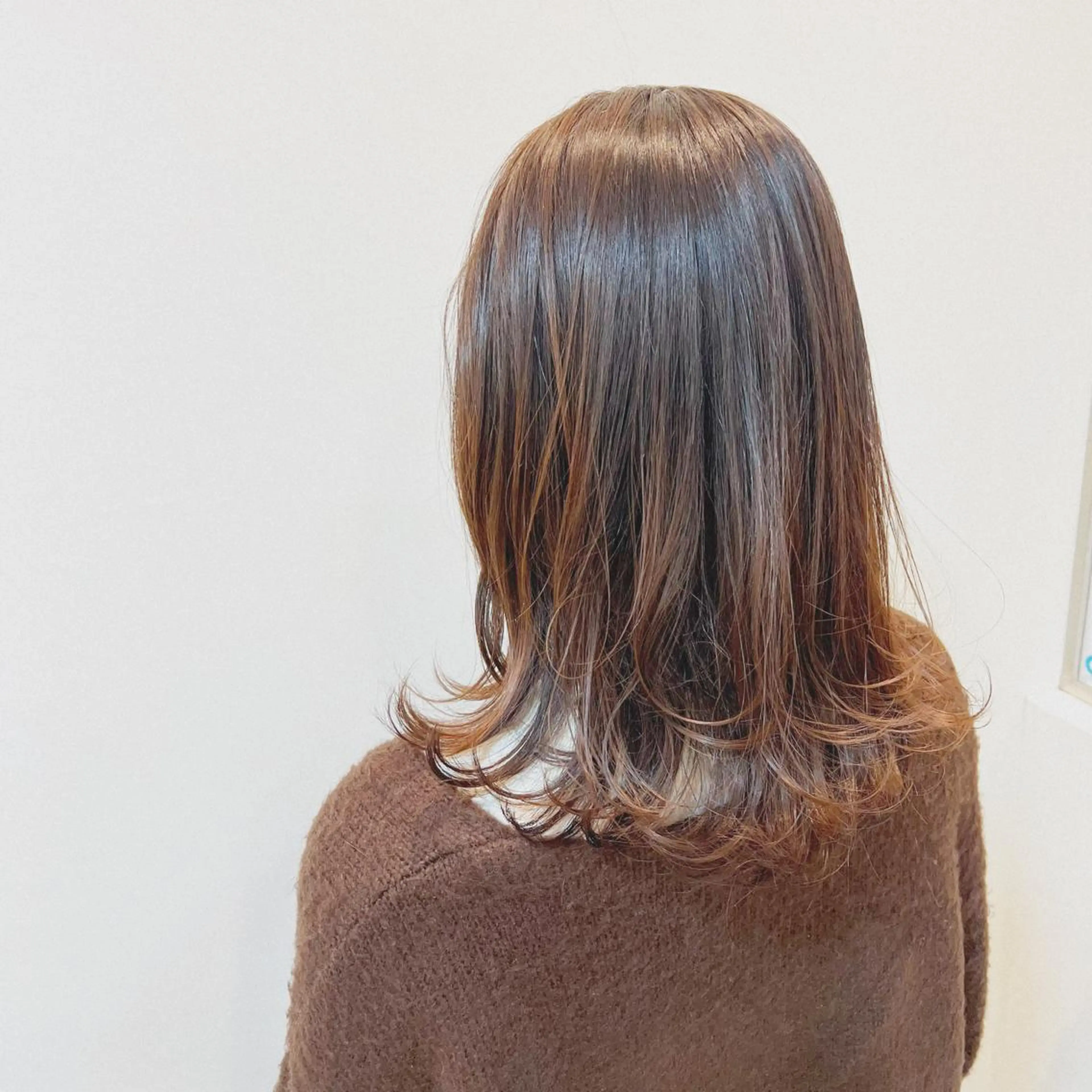 ミディアム レイヤーカット ☁️RIKA☁️ @ri2_____bのヘアスタイル