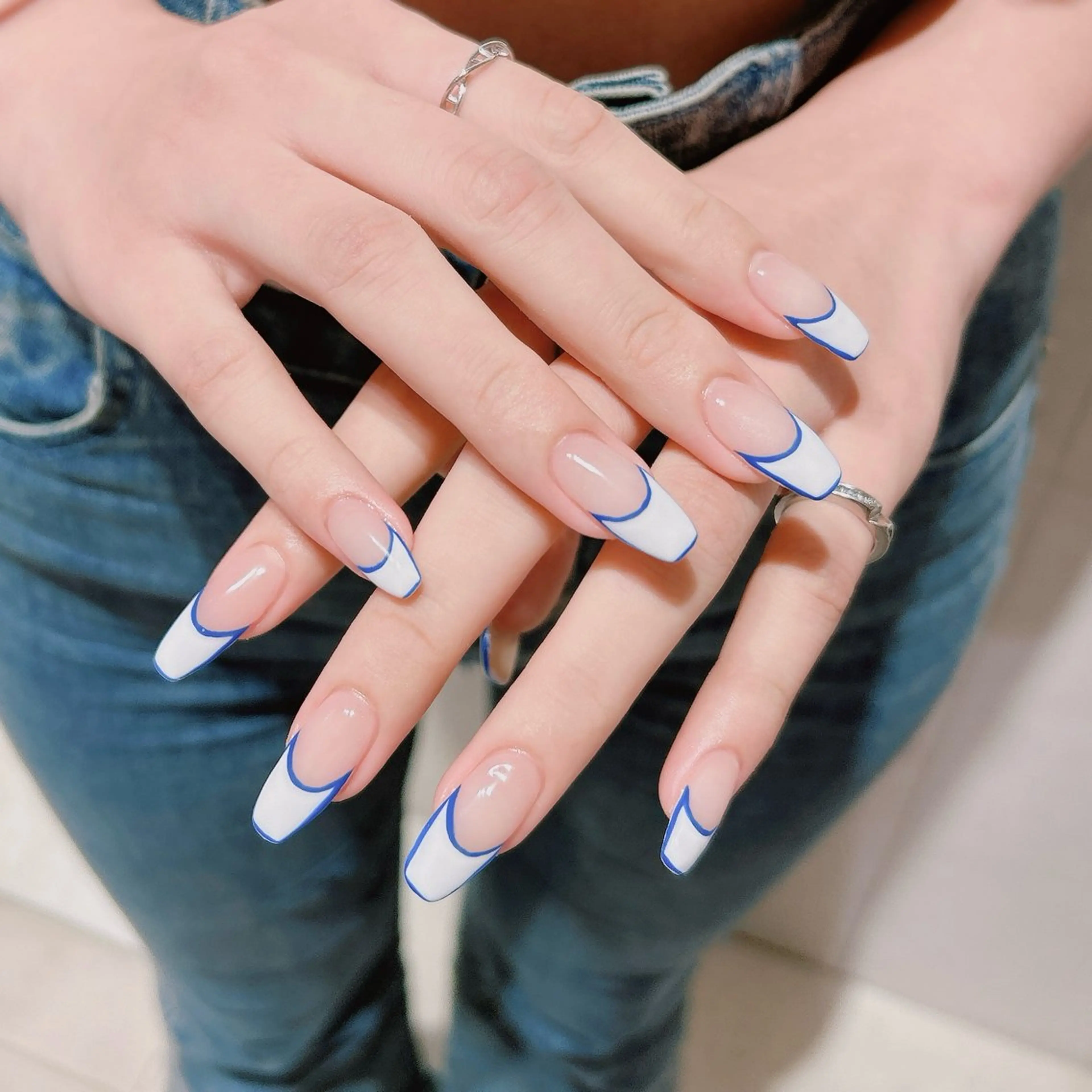 ネイル フレンチネイル ハンドネイル junna のぞいてねのネイルデザイン