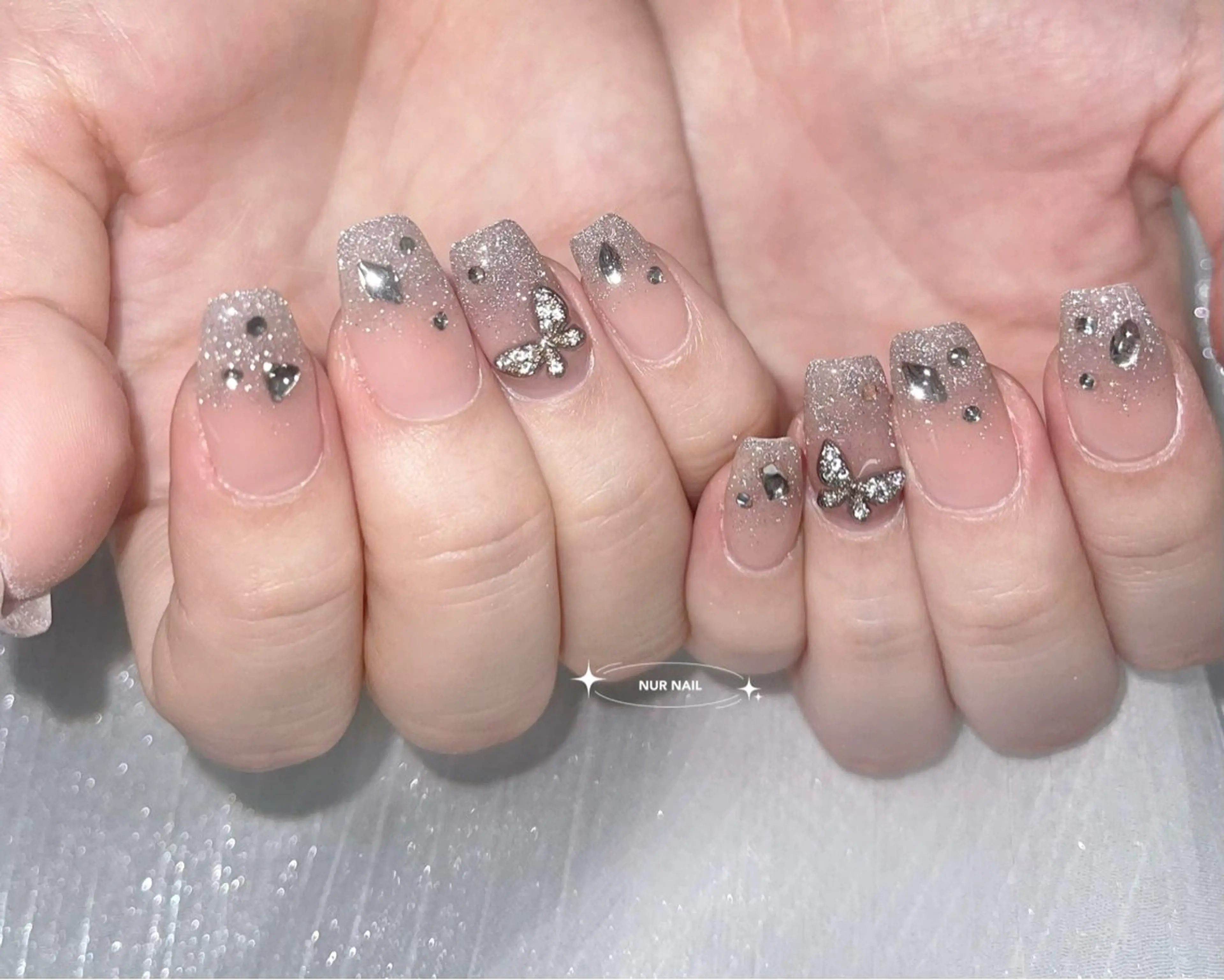ネイル ハンドネイル ハンドケア RINA 🤍のネイルデザイン