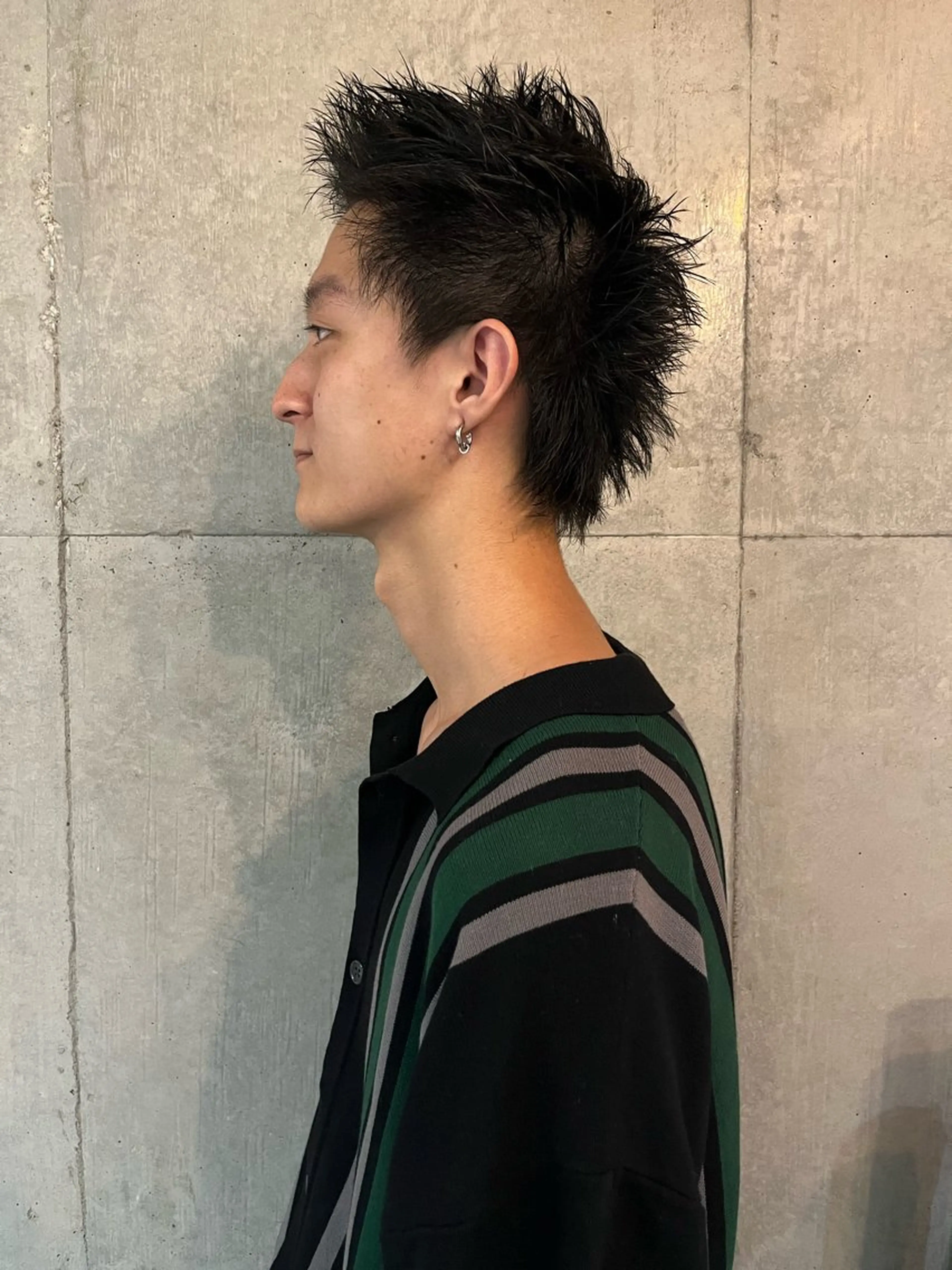 ショート メンズ レイヤーカット\ウル フ　chinatsuのヘアスタイル