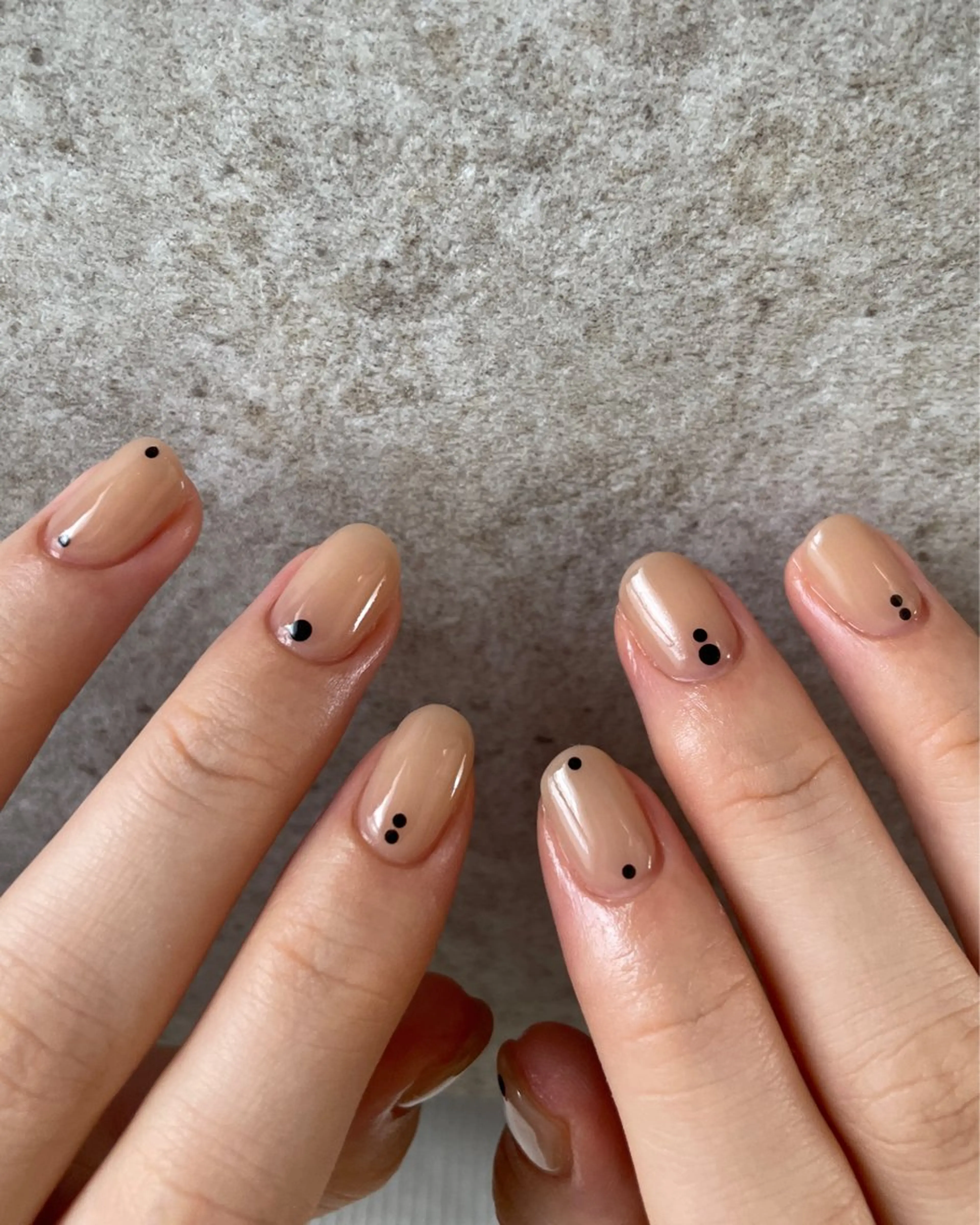 ネイル ニュアンスネイル シンプルネイル 夏ネイル ハンドネイル "achoe" コエ HARUNAのネイルデザイン