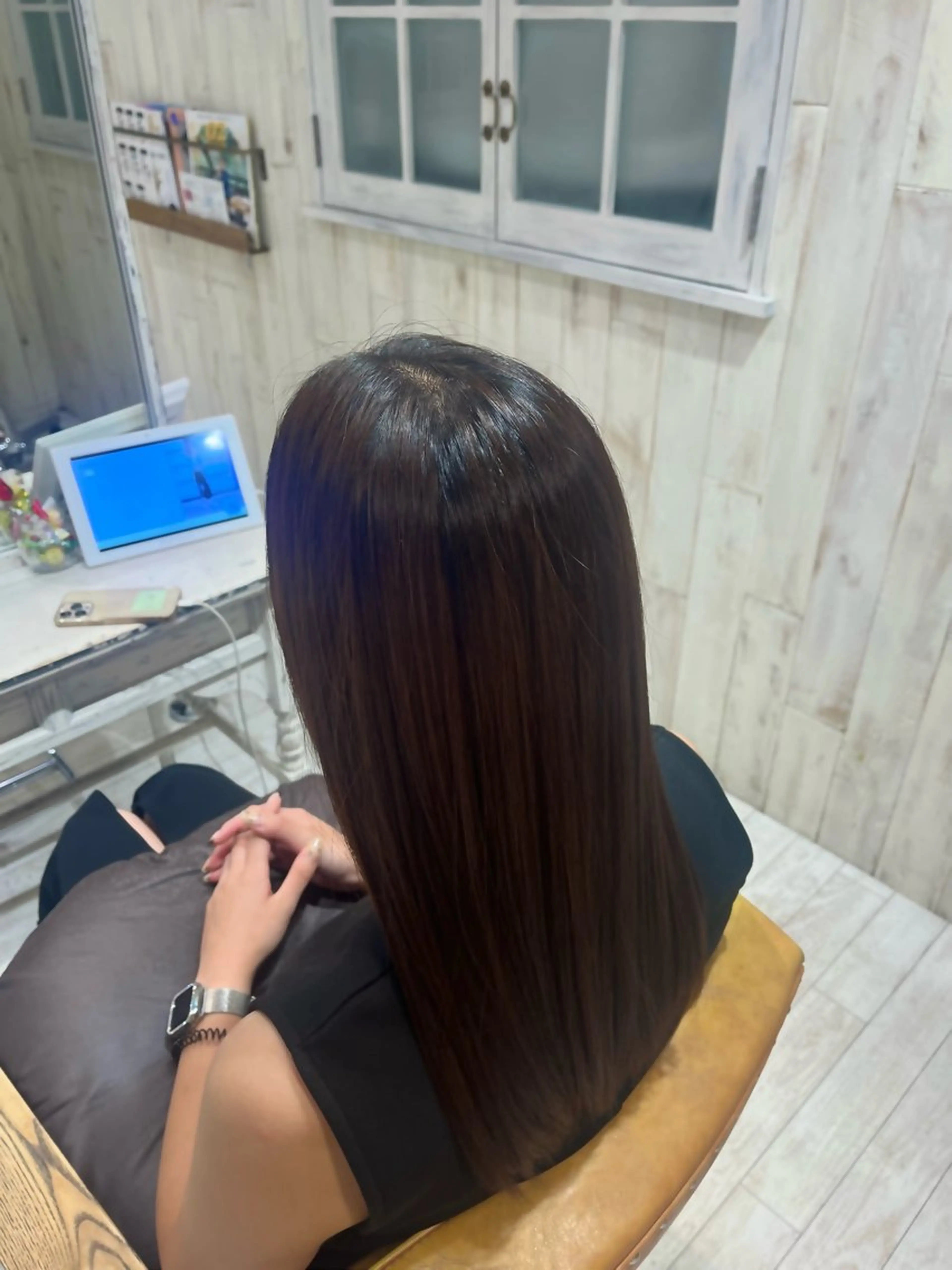 セミロング 髪質改善 トリートメント 杉浦 悠月のヘアスタイル