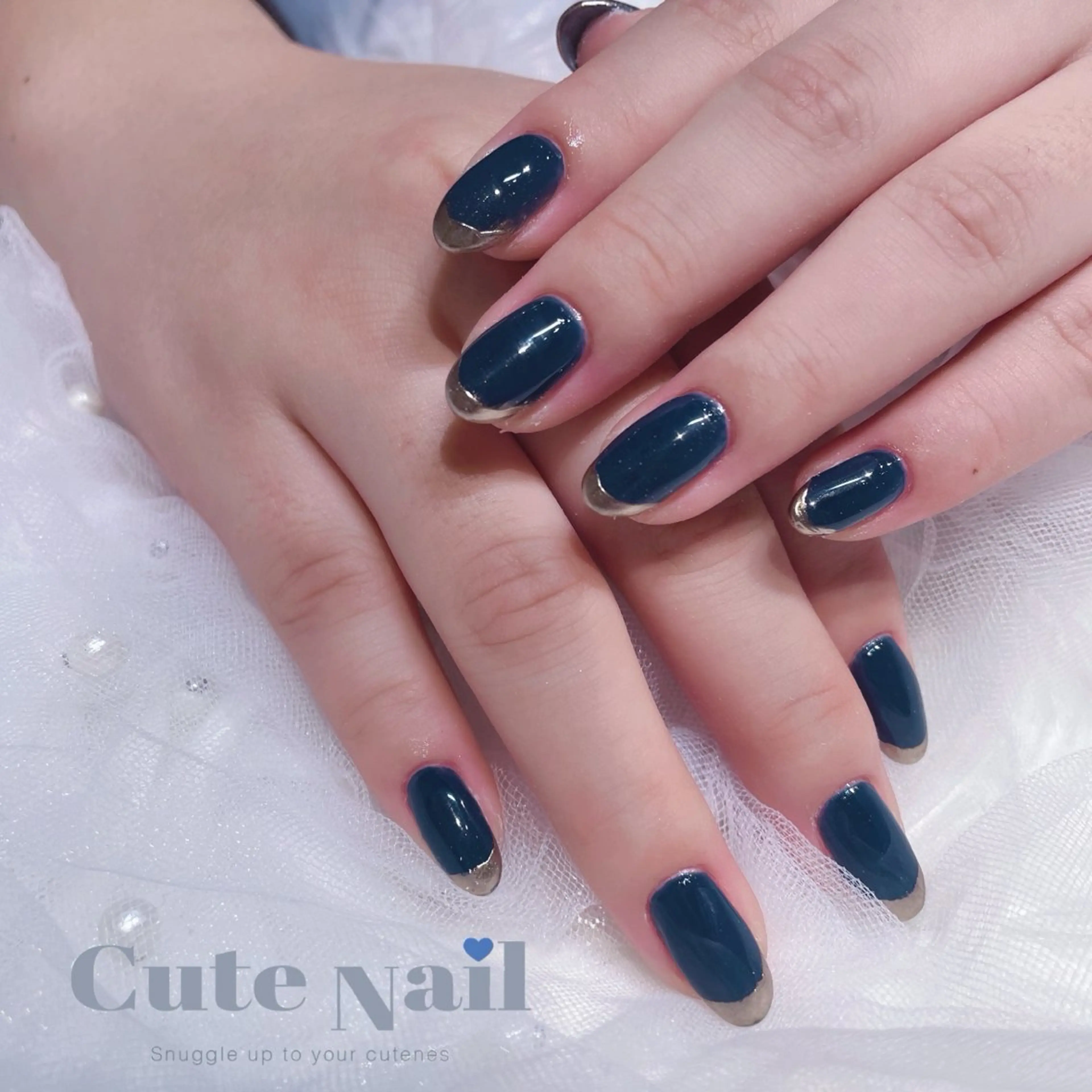 ネイル GO TODAY SHAiRE SALON原宿 Liber所属・️🫧もこ 艶感ネイル🫧のネイルデザイン