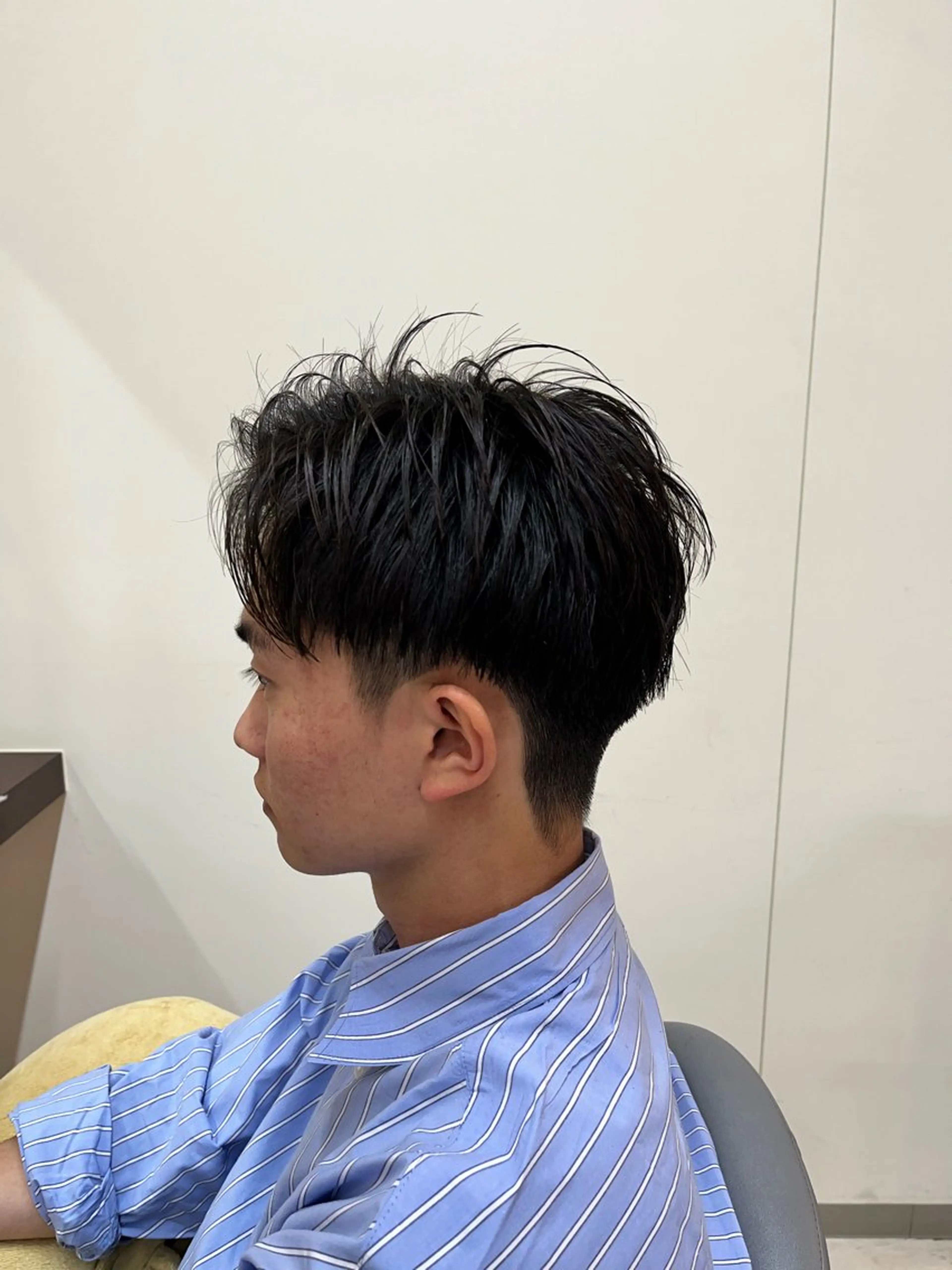 ショート メンズ センターパート 刈り上げ AROH men's cut&men's perm 船橋店所属・🧊メンズ特化🧊 高木航希のヘアスタイル