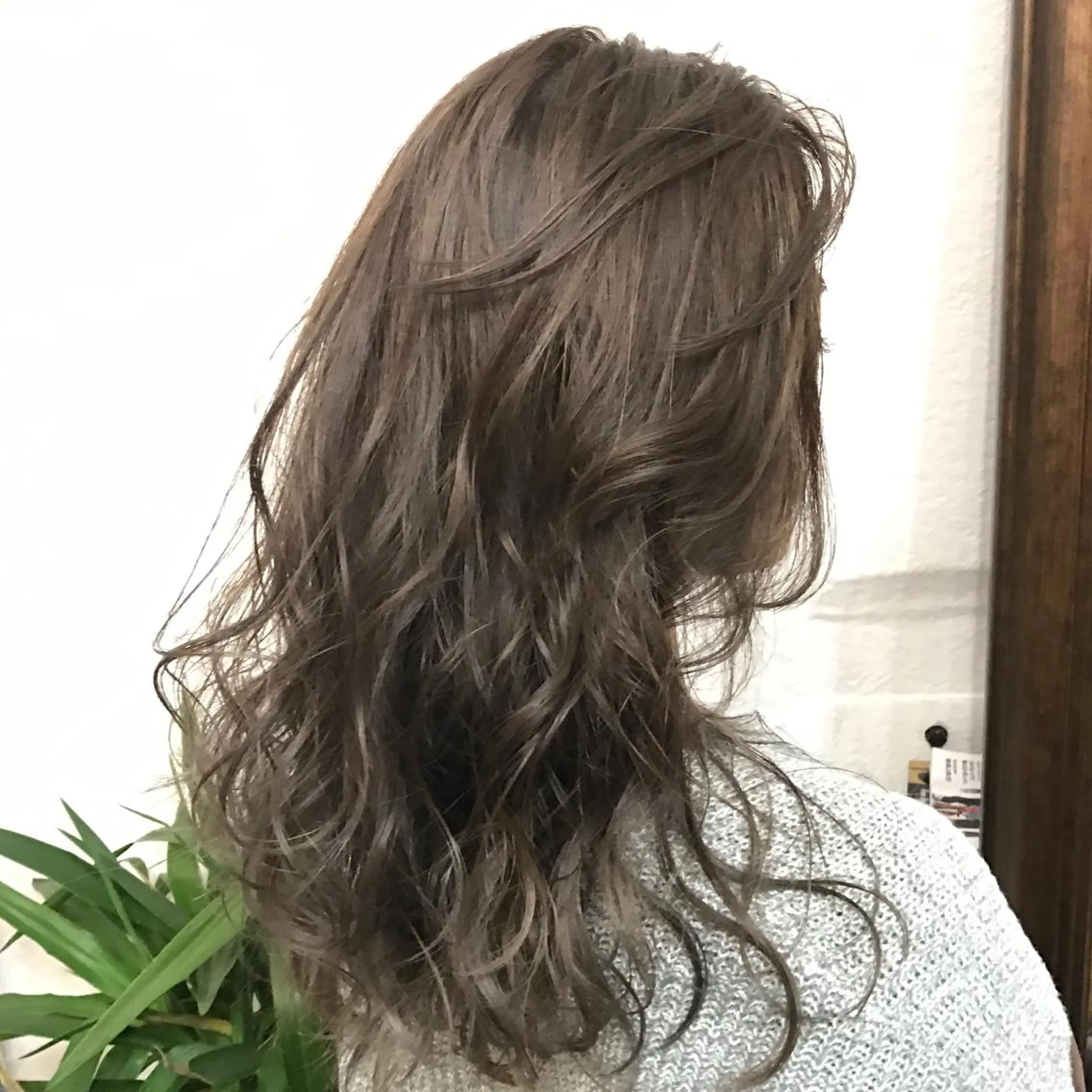 カラー アッシュ ブルーカラー ブルーアッシュ ハイライトカラー サロウィン所属・K-POP好き美容師 🇰🇷Kai.Yのヘアスタイル