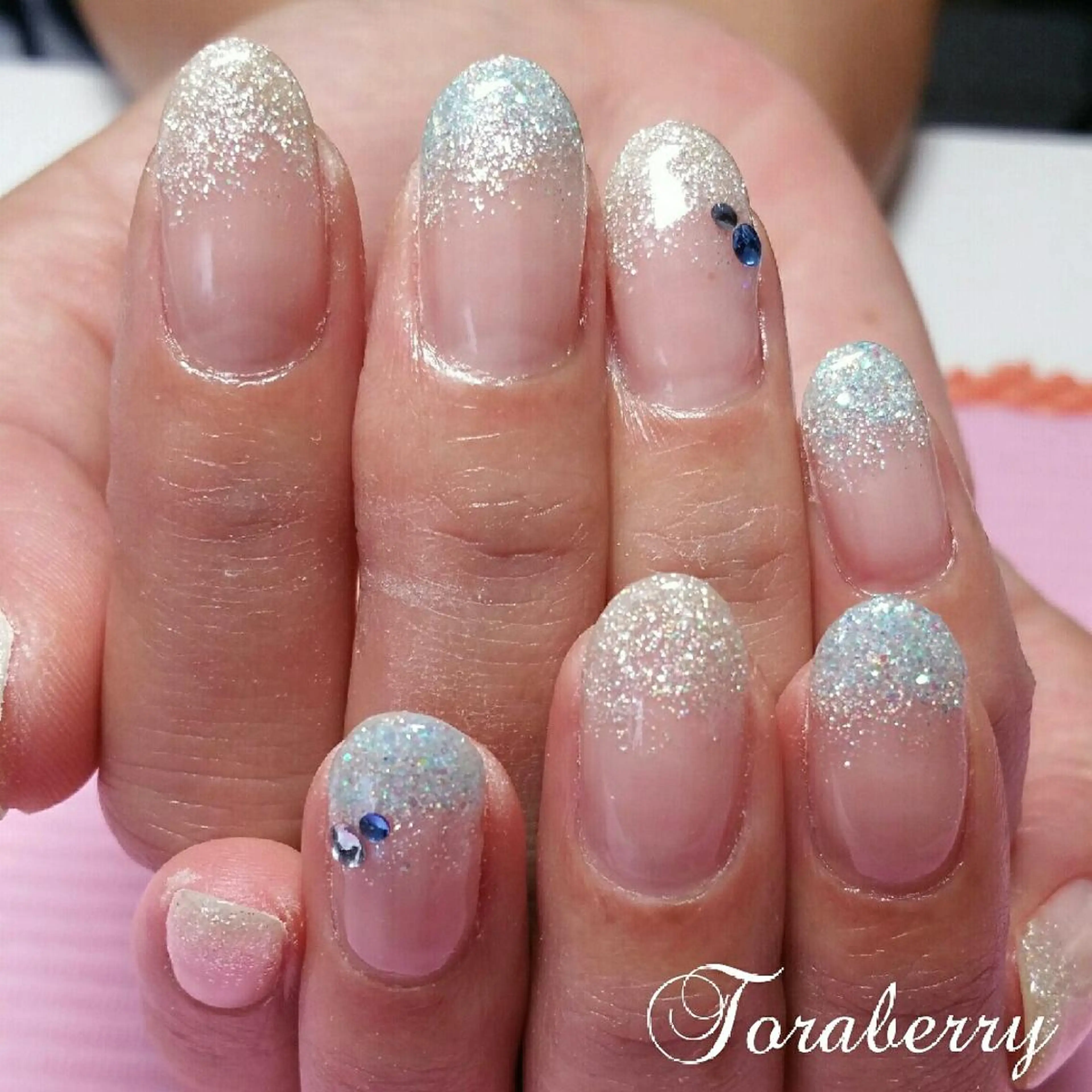 ネイル グラデーション ラメ(グリッター) ラメグラデーション ネイリスト なつみのネイルデザイン