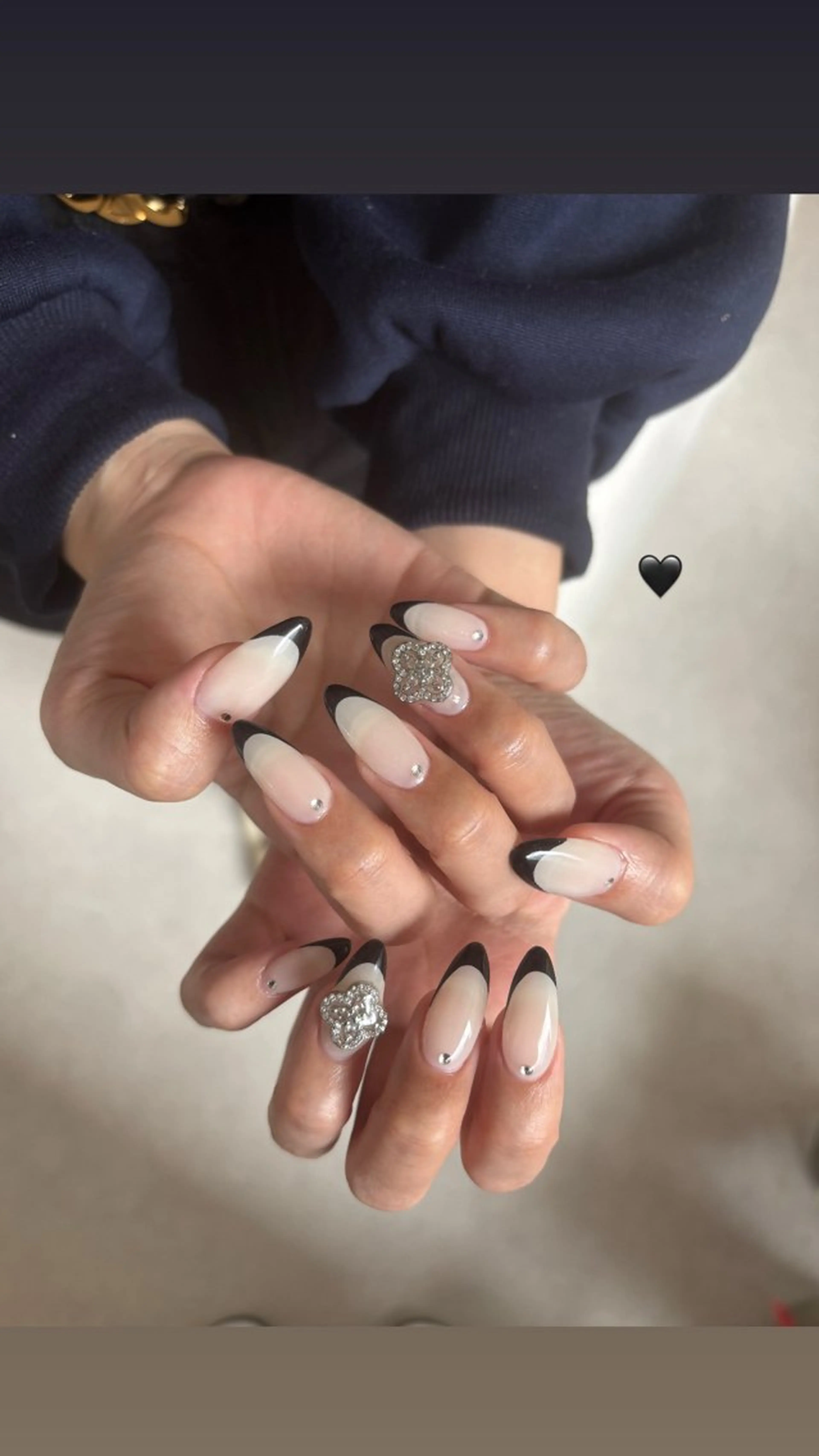 ネイル フレンチネイル 斜めフレンチ ハンドネイル Hanana Nail所属・Hanana Nail Hanaのネイルデザイン