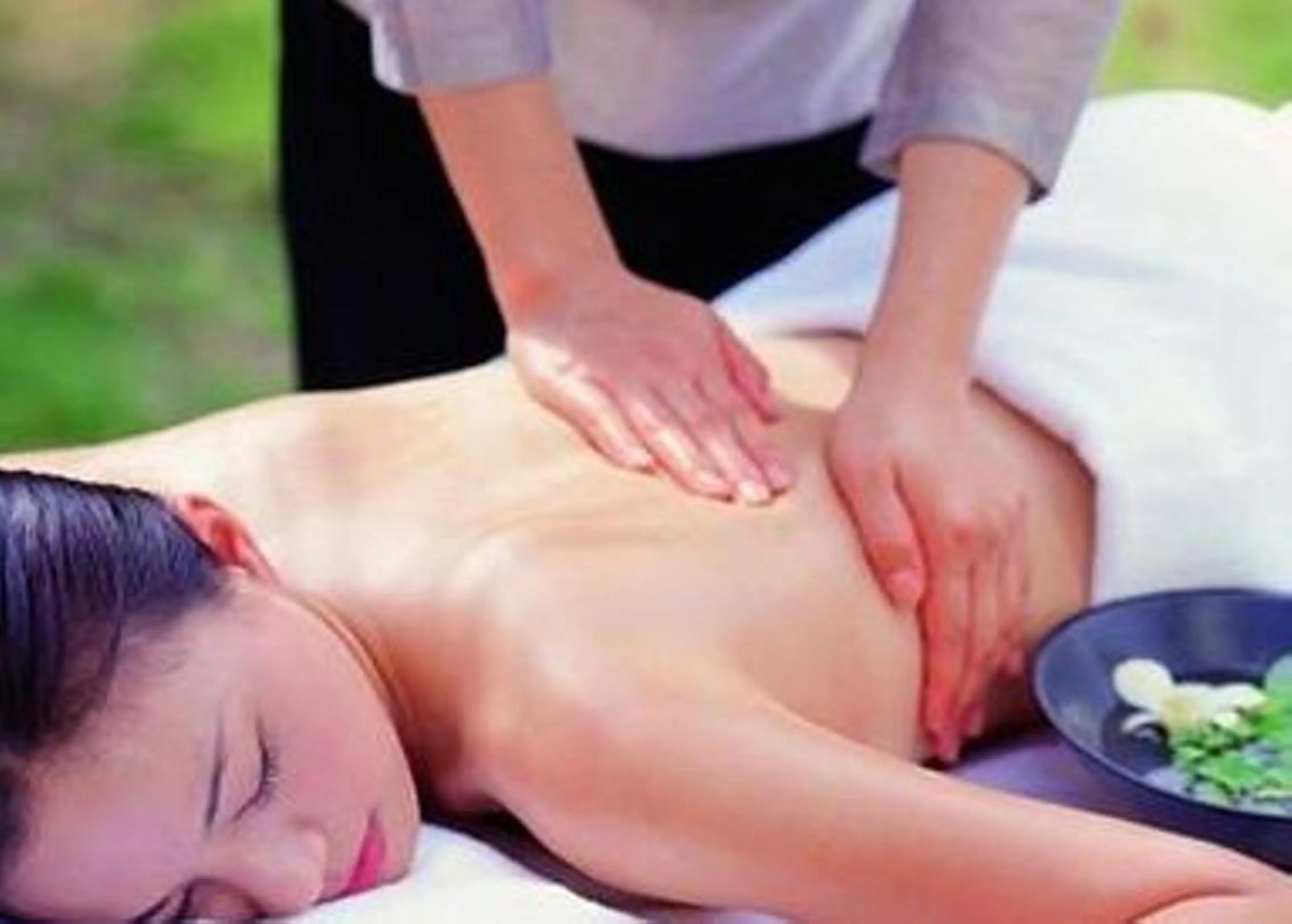 ❤️❣️モデルさん限定^_^疲れ、むくみ、冷えせ、全身アロマリンパ&整体20分合計60分の写真