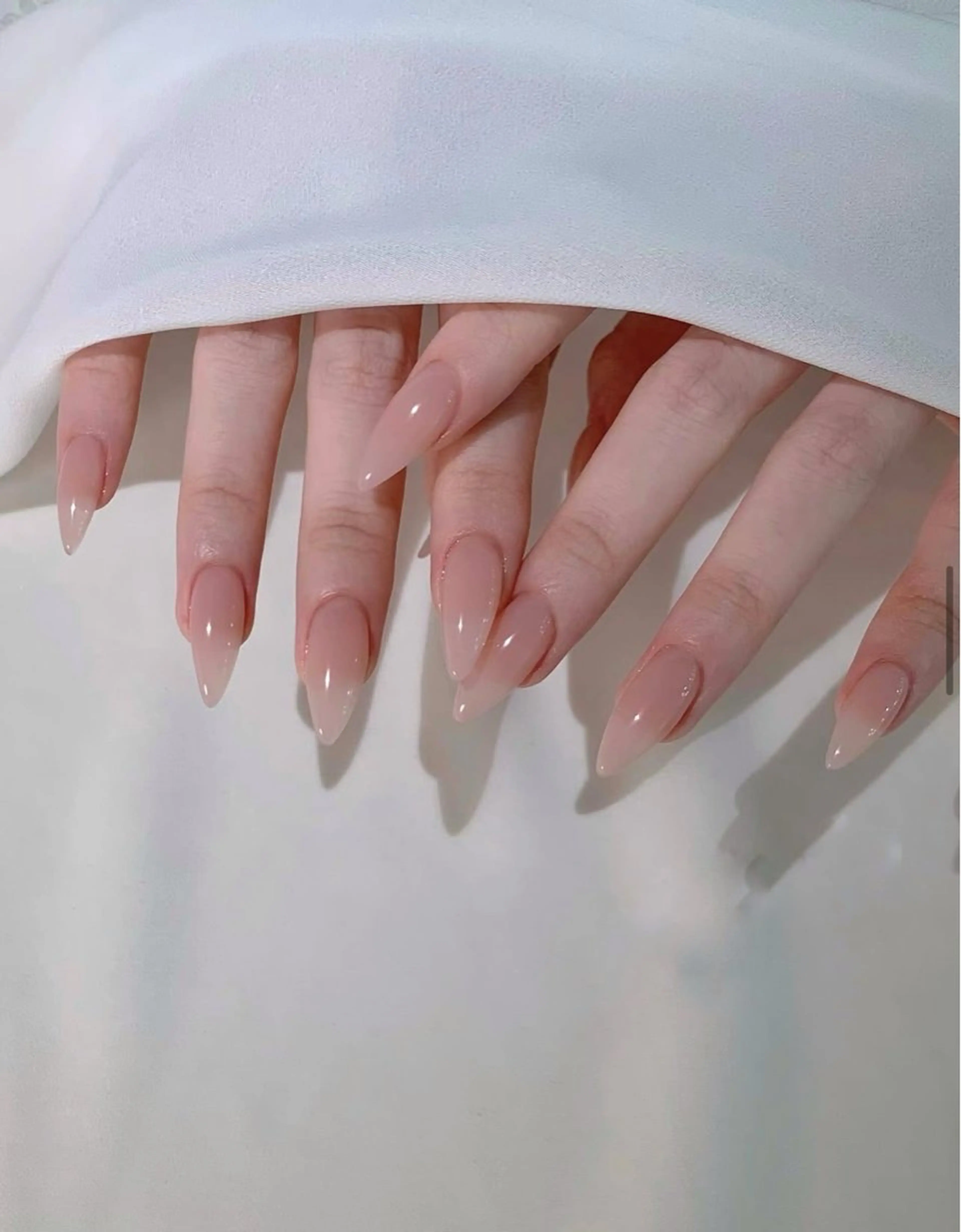 ネイル ワンカラーネイル ハンドネイル sora ❄️のネイルデザイン