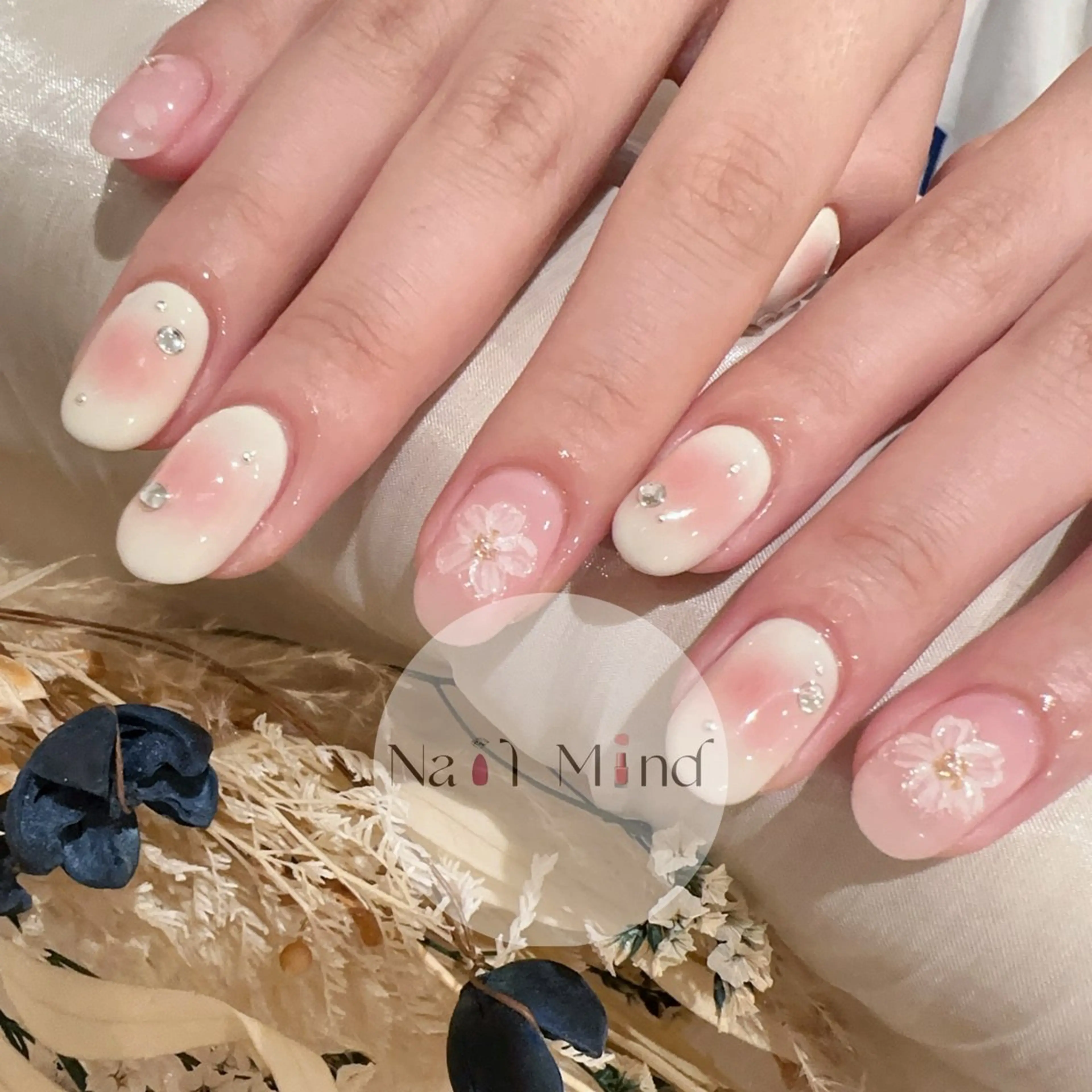 ネイル ハンドネイル Nail Mind (NaONail）のネイルデザイン